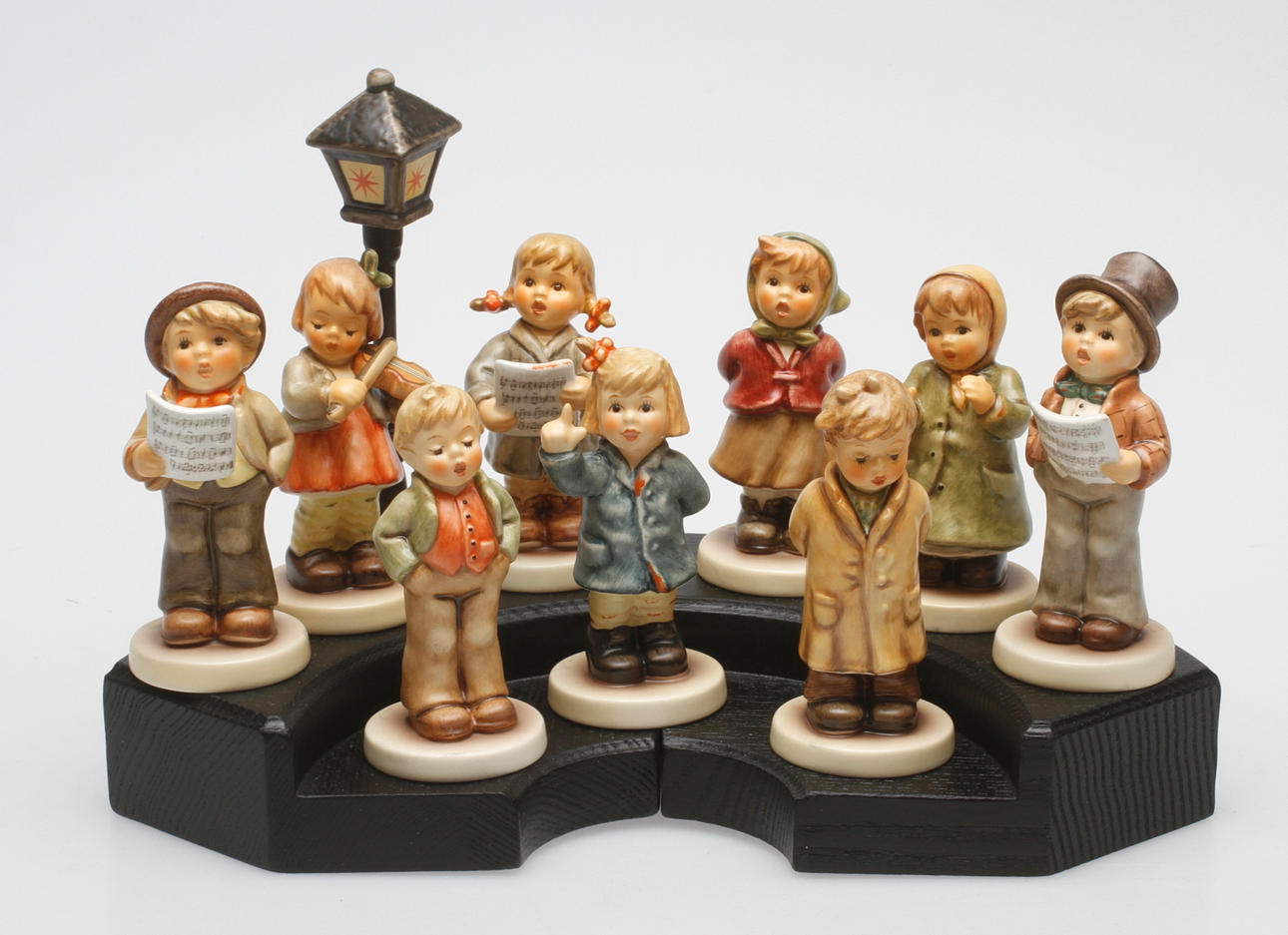 ORKESTER, 9 delar, porslin, MJ Hummel, Goebel, Tyskland.