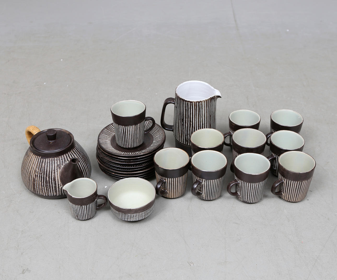 TE SERVICE, 14 dele, keramik, "Amazonas", Einer Hellerøe, BR keramik, Danmark.