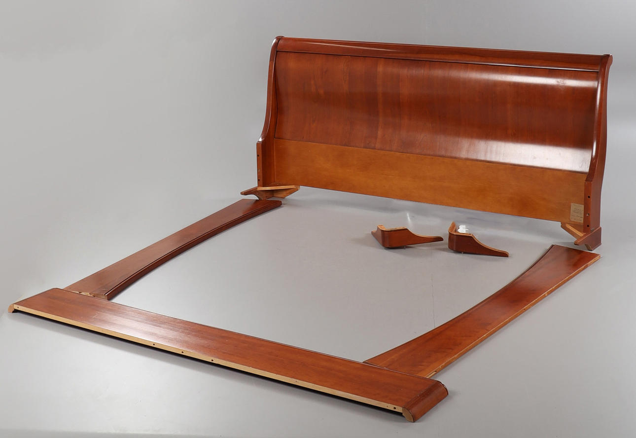 SÄNGGAVEL, Grange, Frankrike, samtida.