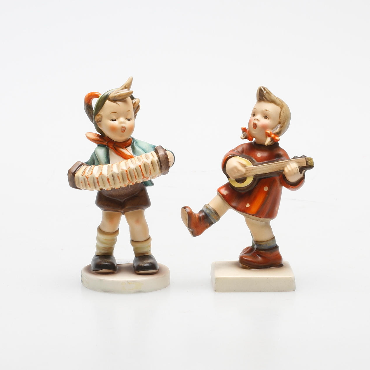 FIGURINER, 2 st, porslin, MJ Hummel, Goebel, Tyskland.