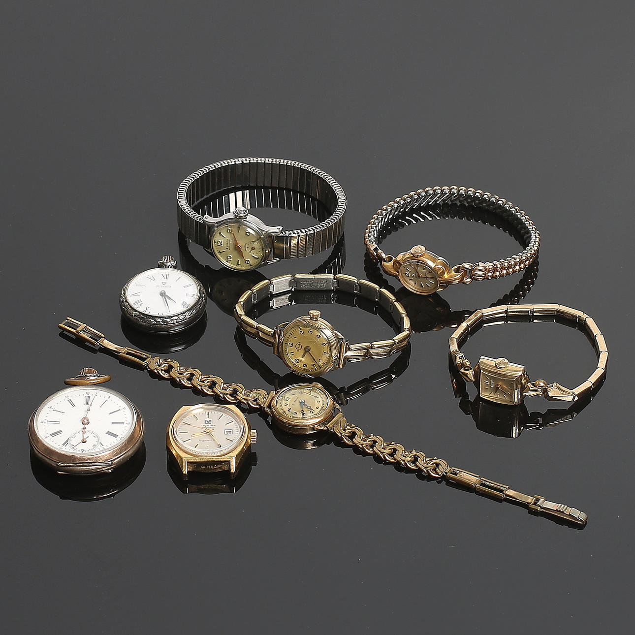 MORMORSUR, 2 st samt ARMBANDSUR 6 st, gulddouble och silver. 1900-talets första halv.