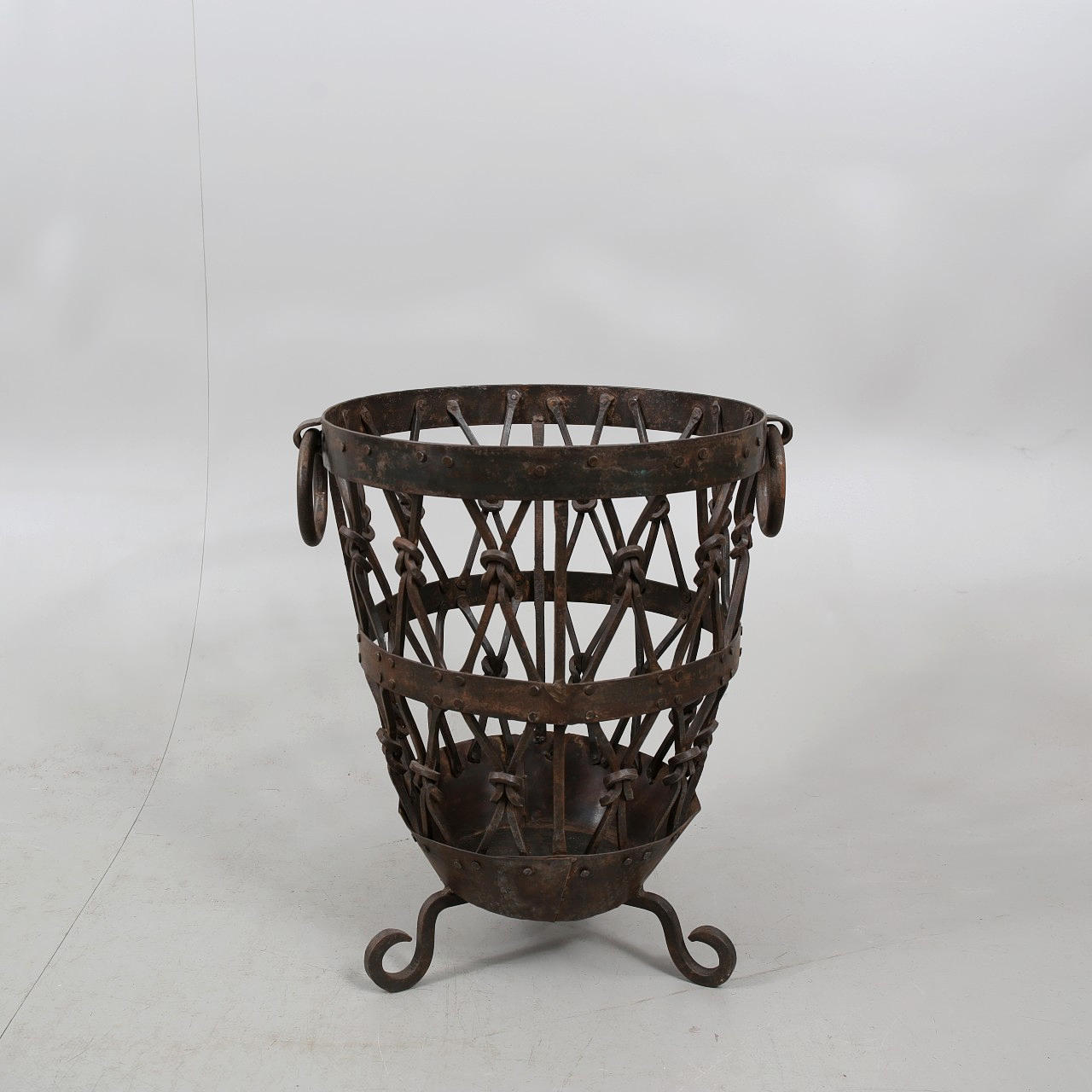 FEUERKORB, geschmiedet, 1900-2000er Jahre.