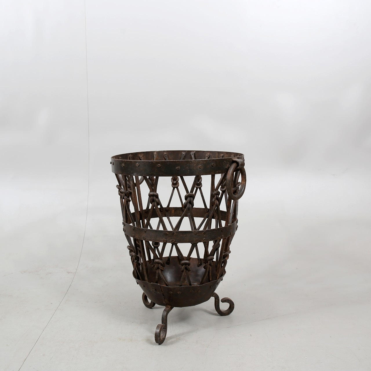 FEUERKORB, Schmiedeeisen, 1900-2000er Jahre.