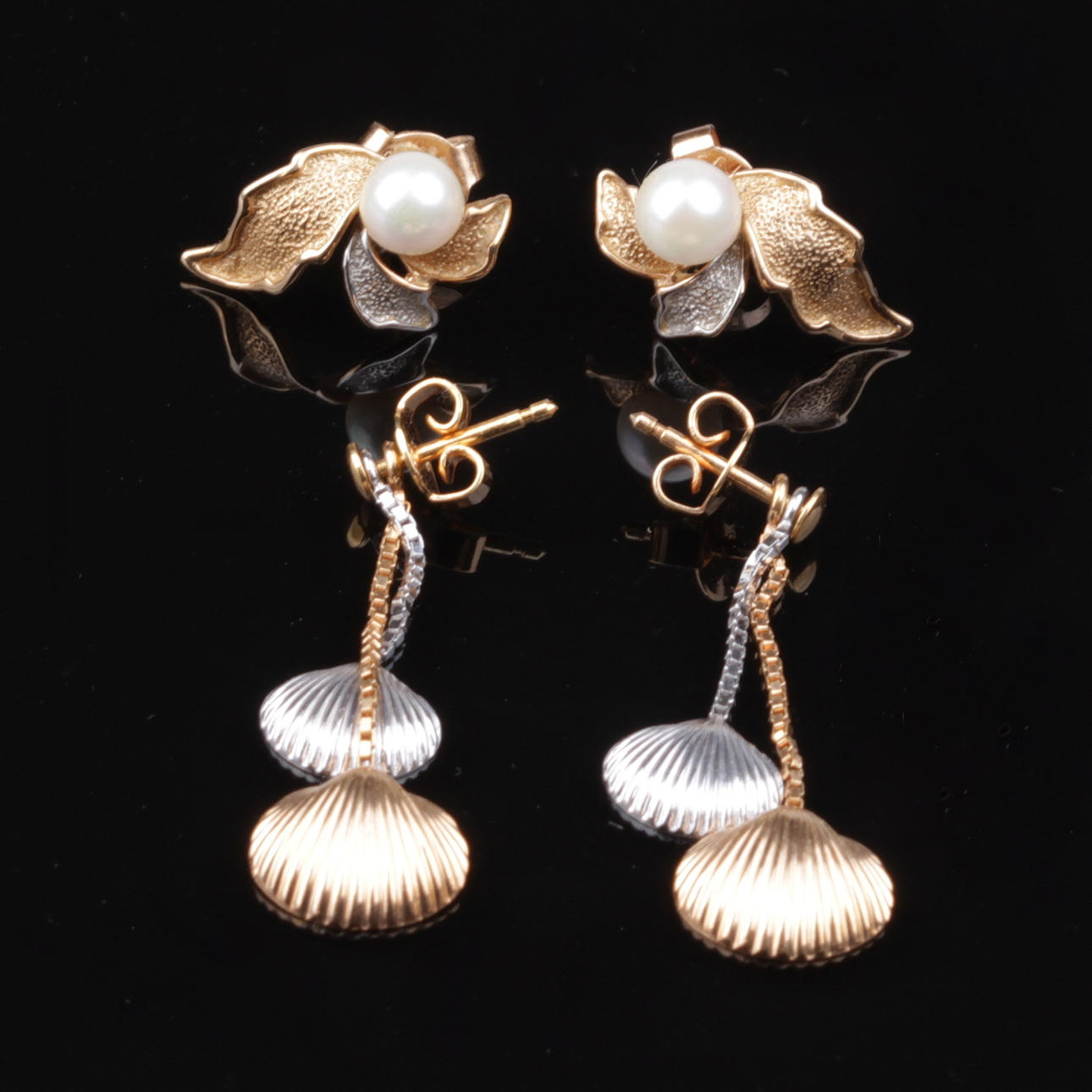 ÖRHÄNGEN, två par, 18k guld/vitguld, delvis ANA, Helsingborg.