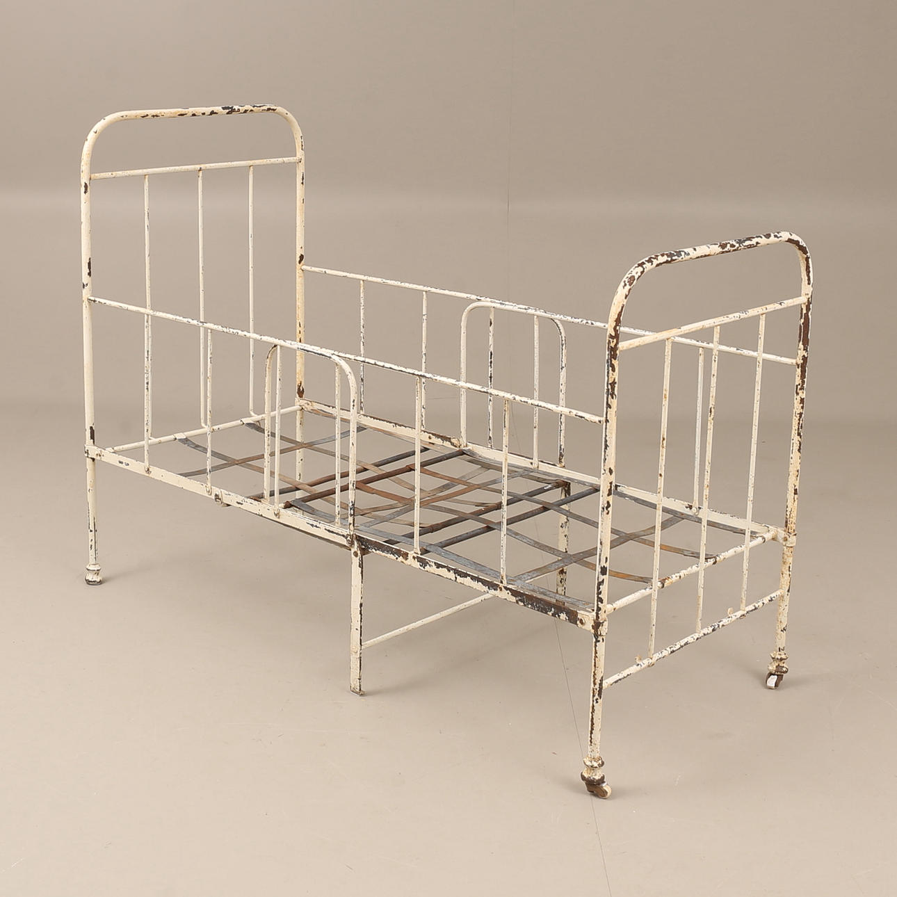 SPJÄLSÄNG, metall, 18/1900-tal.