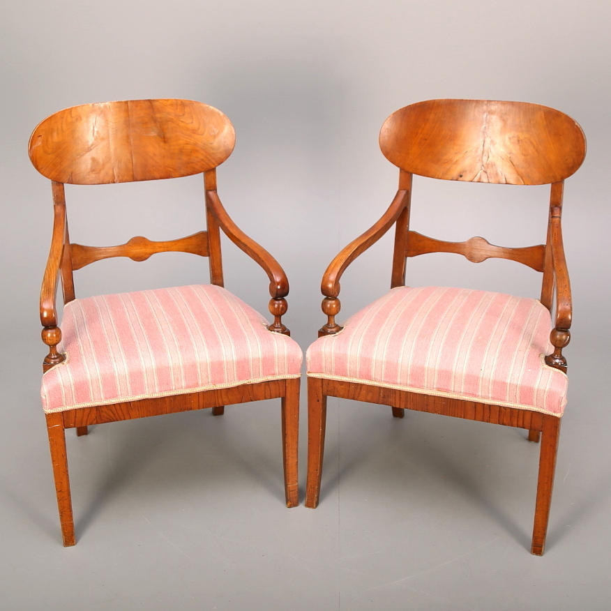 KARMSTOLAR ett par, Karl Johan , 1800-talets första hälft.