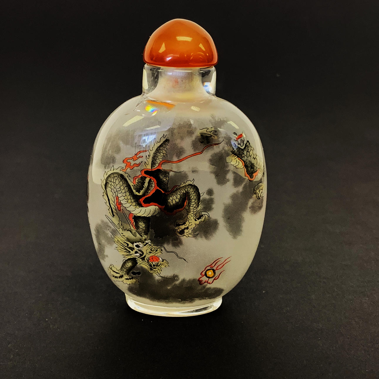 CHINESE INSIDE PAINTED SNUFF BOTTLE.