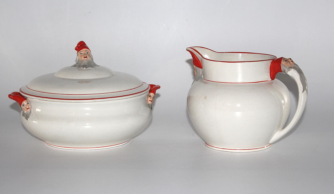 TOMTESERVIS, porslin, 2 delar, Göteborg, 1900-tal.