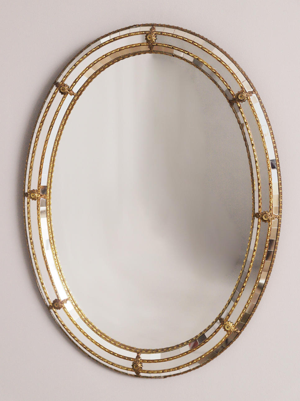 ESPEJO CON MARCO ESPEJADO.