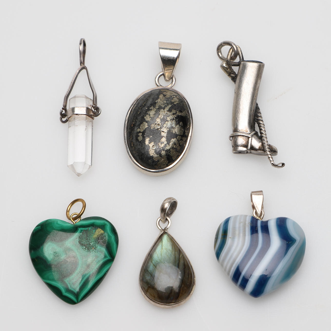 RIIPUS, 6 kpl, hopeaa ja puolijalokivet.