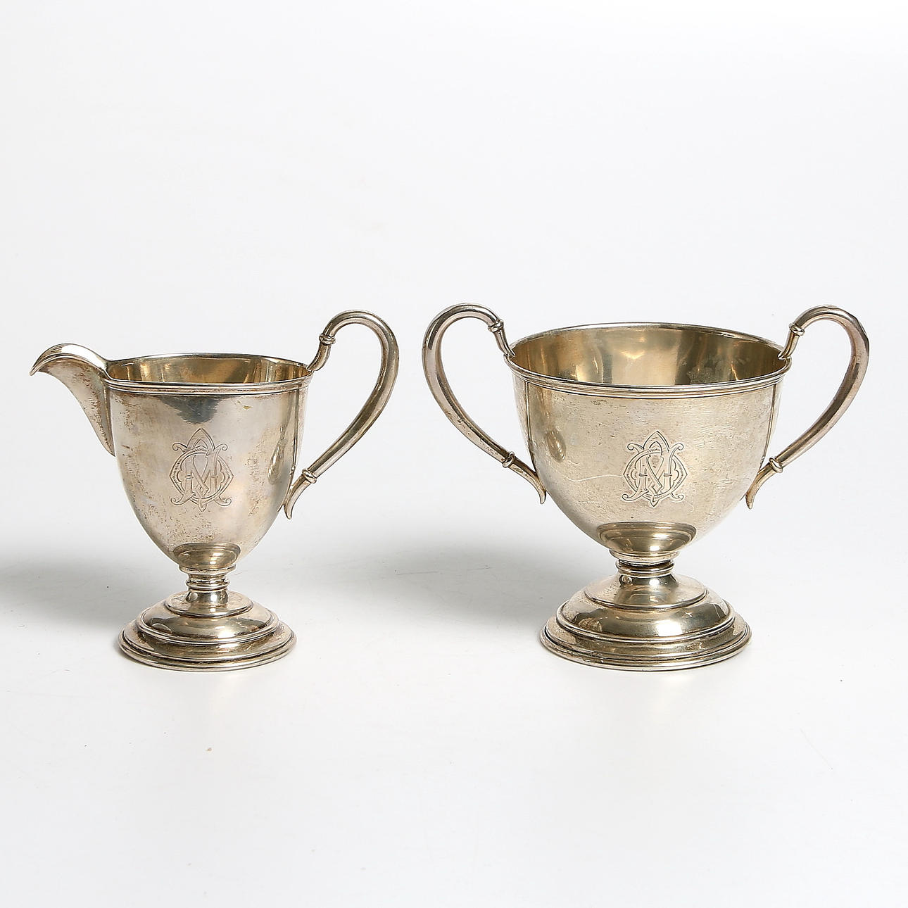 SOCKERSKÅL och GRÄDDKANNA, 830 silver, Norge. Vikt 265 gram.