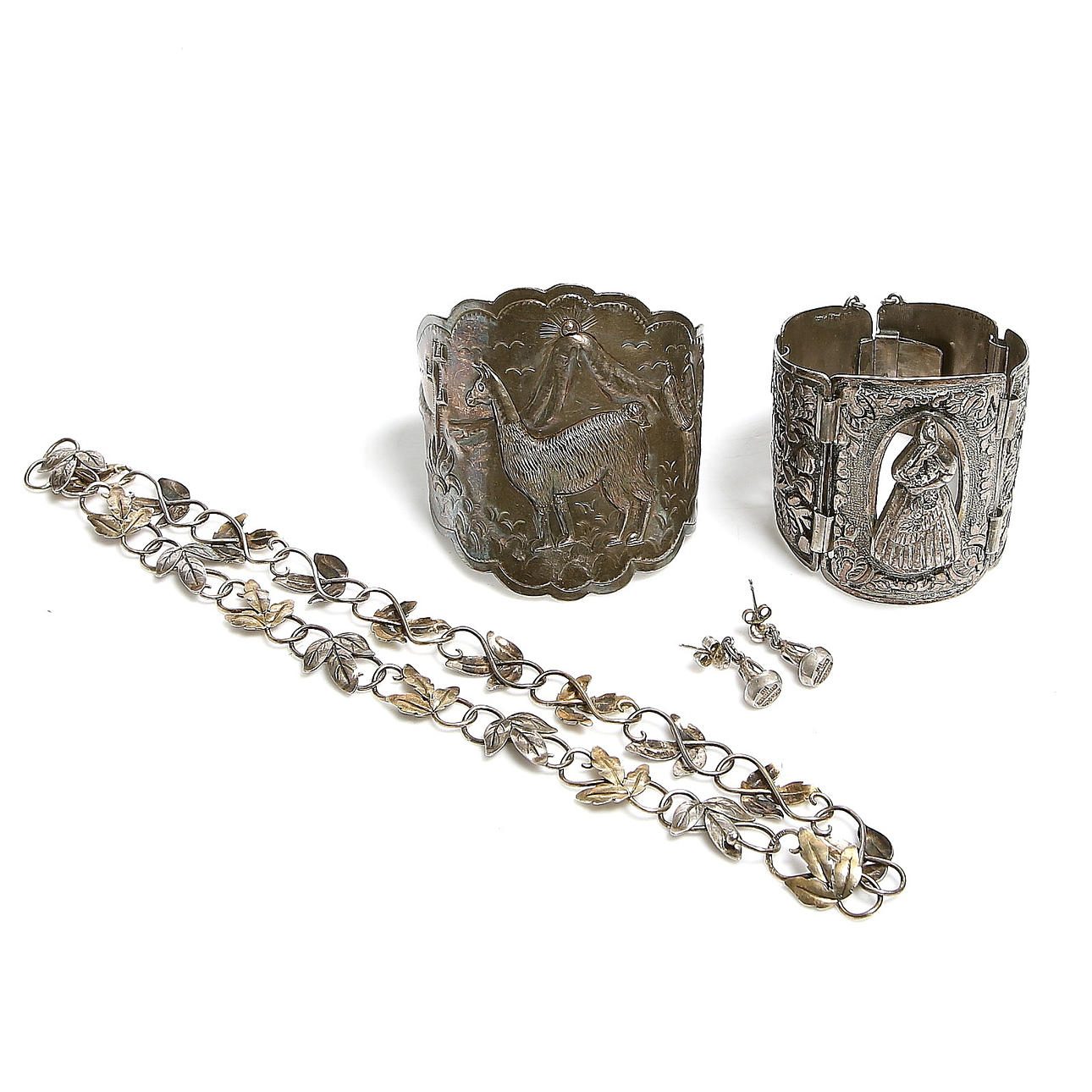 PARTI SMYCKEN, 925 sterling silver, bl.a. armringar, örhängen och halsband. Totalvikt 159 gram.