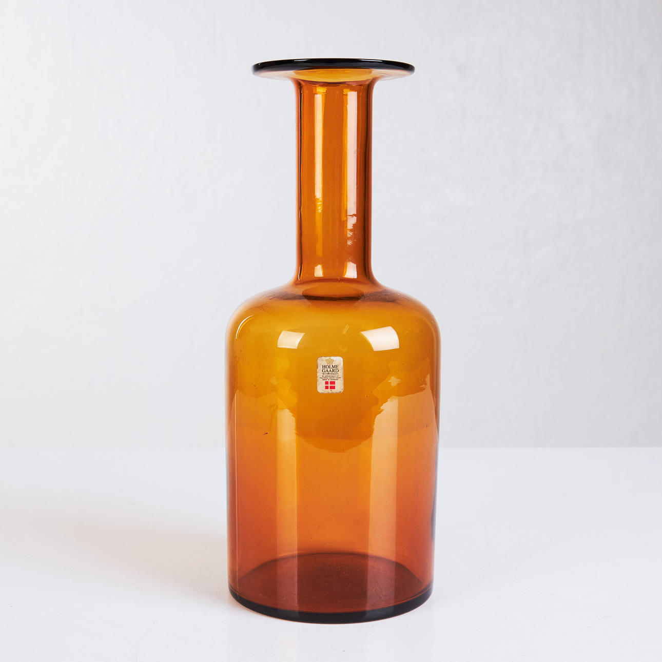 KASTRUP HOLMEGAARD, OTTO BAUER, Flasche/Vase, braun getöntes Glas.