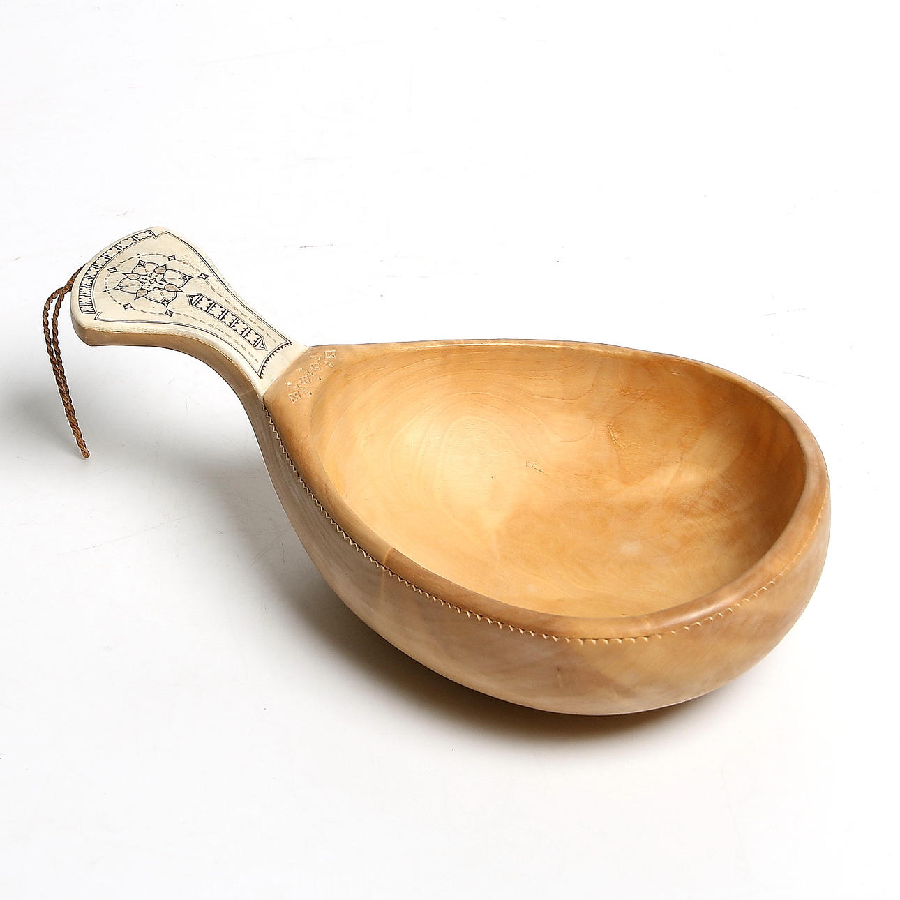 LARS LEVI SUNNA. Kåsa, samearbete, monogramsignerad "LLS" och daterad -73.