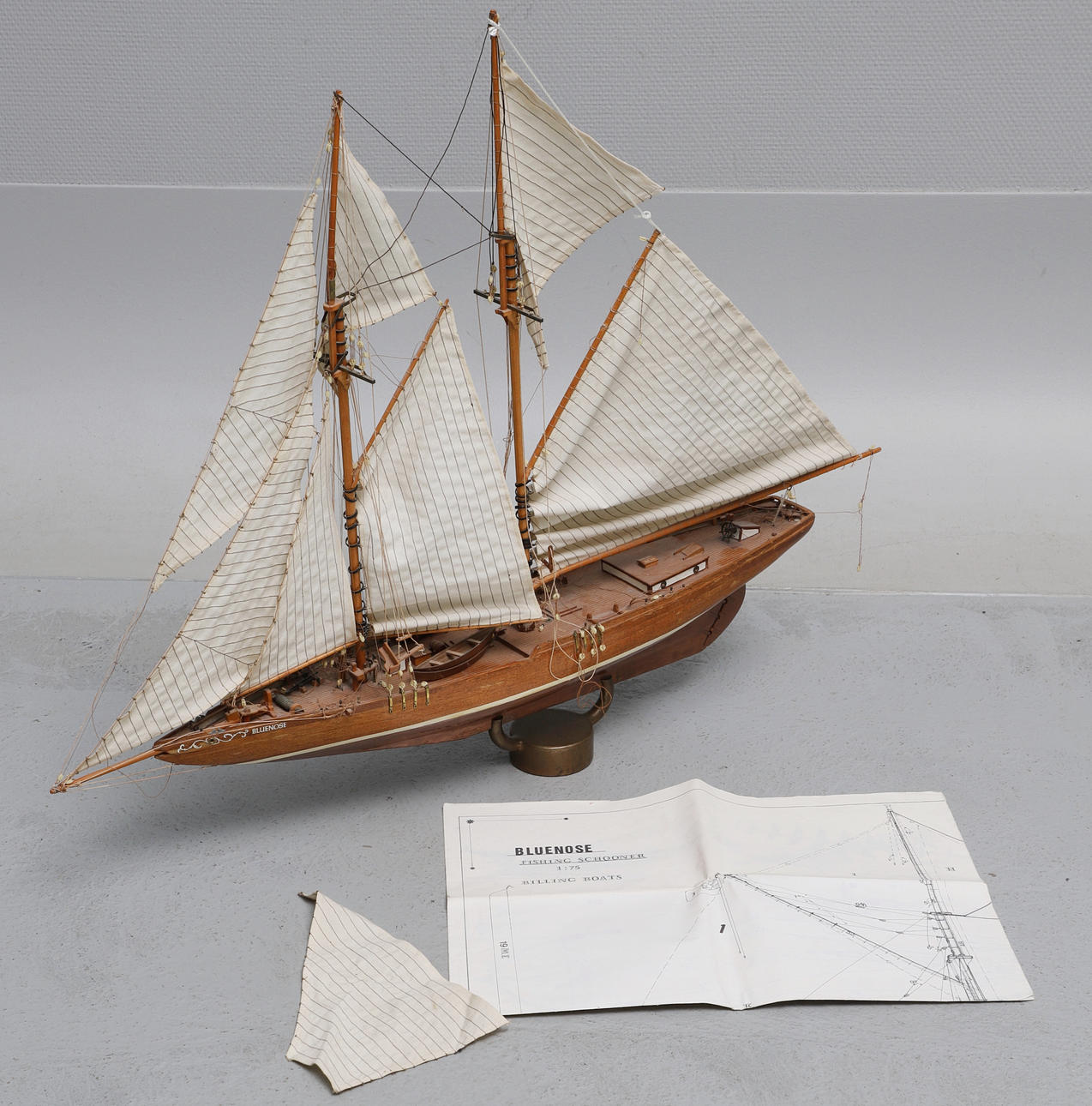 SHIP MODEL, "Bluenose".