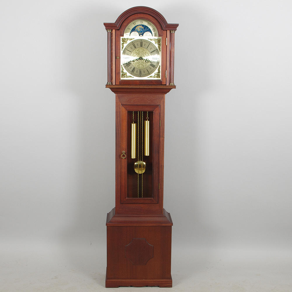 GOLVUR, mahogny, Western Germany, 1900-talets andra hälft.