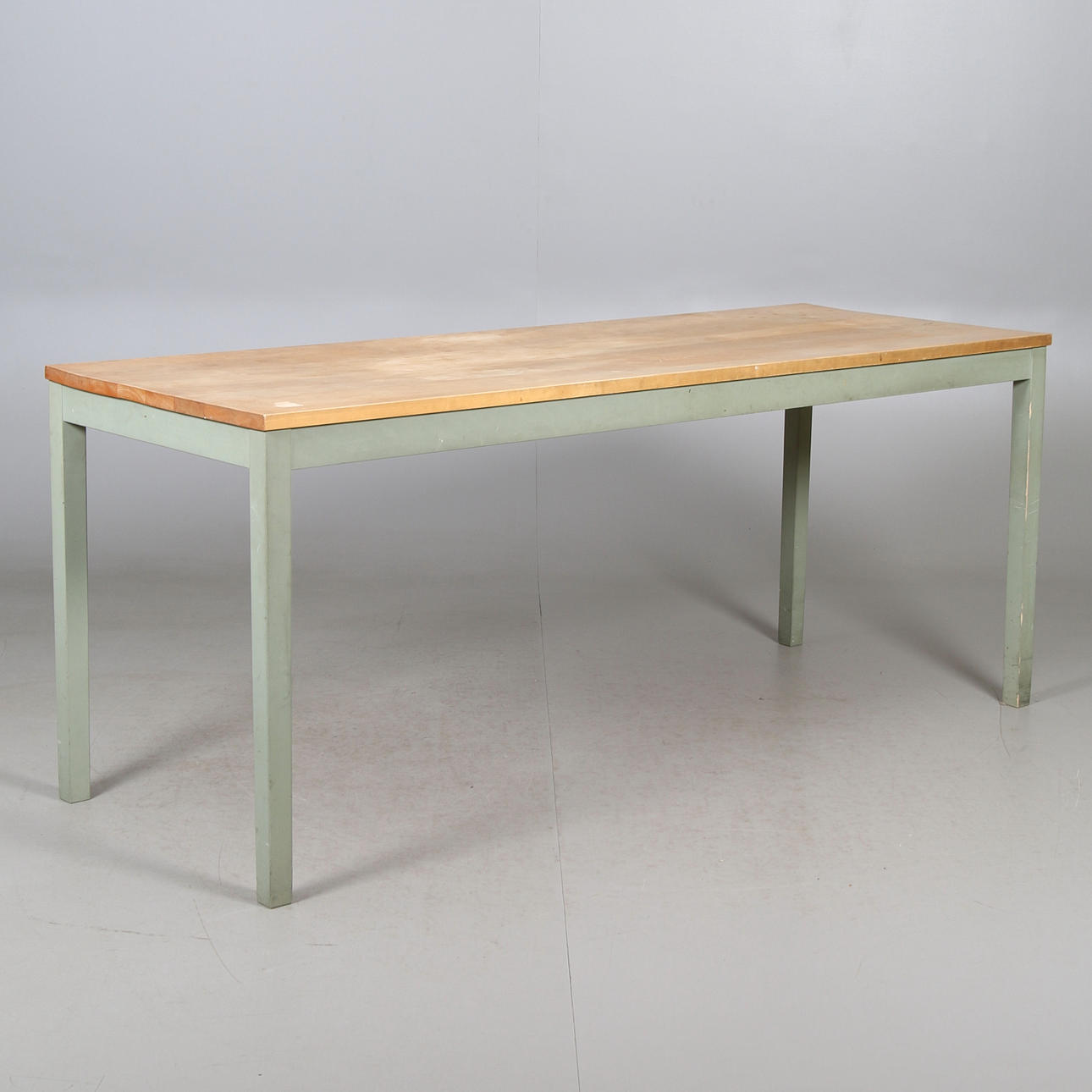 NIRVAN RICHTER, bord, Norrgavel.