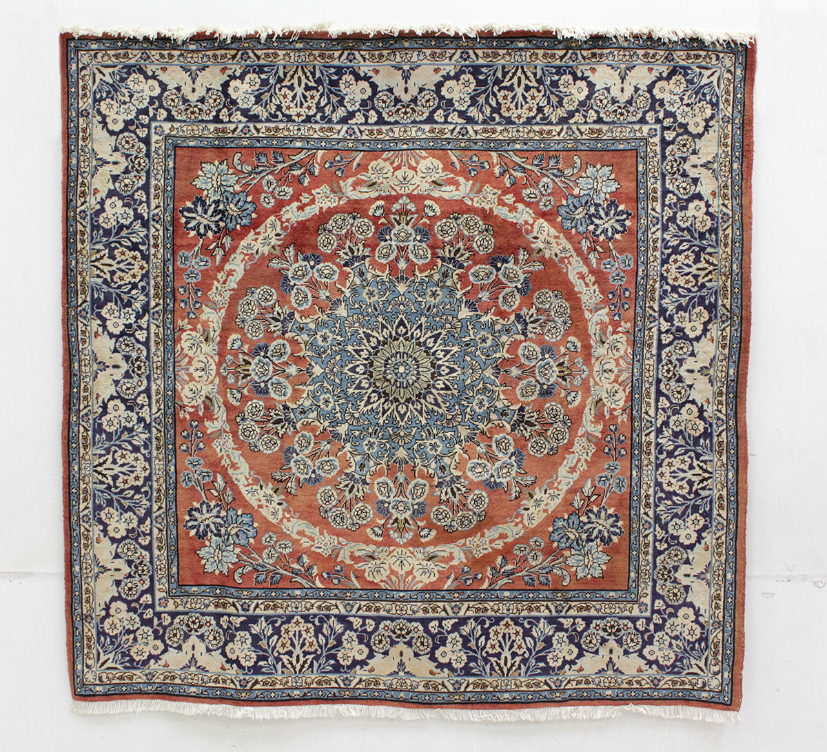 MATTA, Orientalisk, Saruk (fine), 197 x 200 cm.