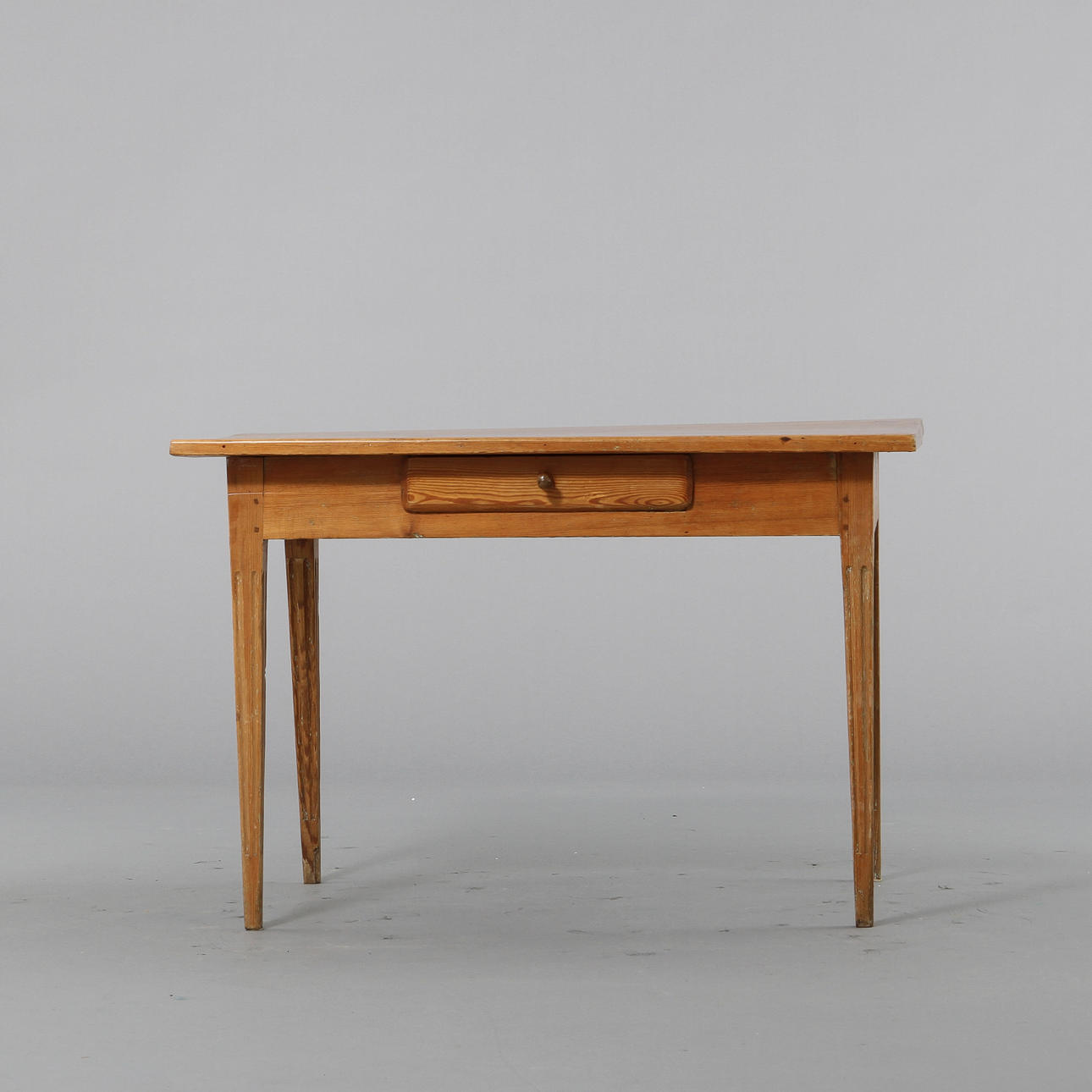 BORD, furu, gustaviansk stil, 1800-tal.