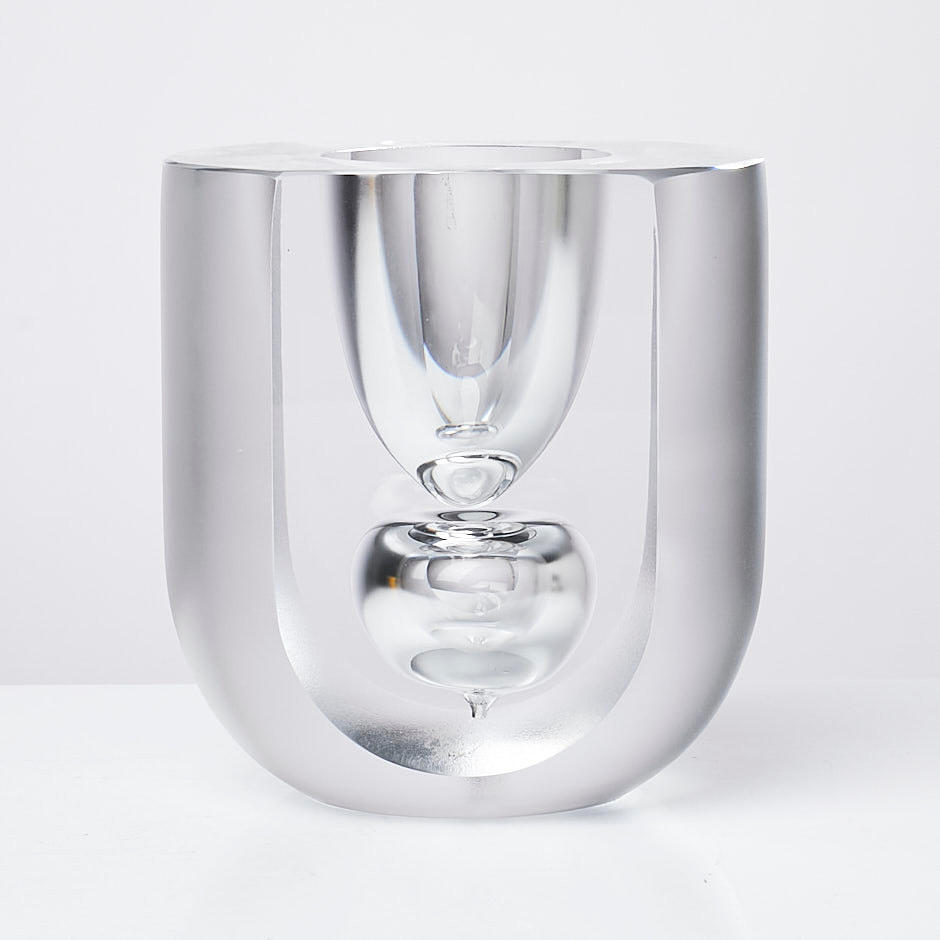 GÖRAN WÄRFF. vas, klarglas, signerad.