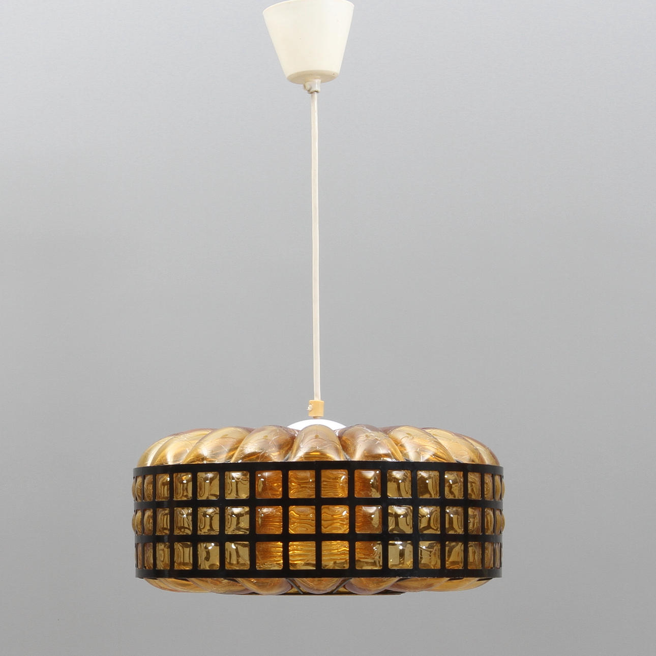 TAKLAMPA, smide samt glas, 1900-tal.