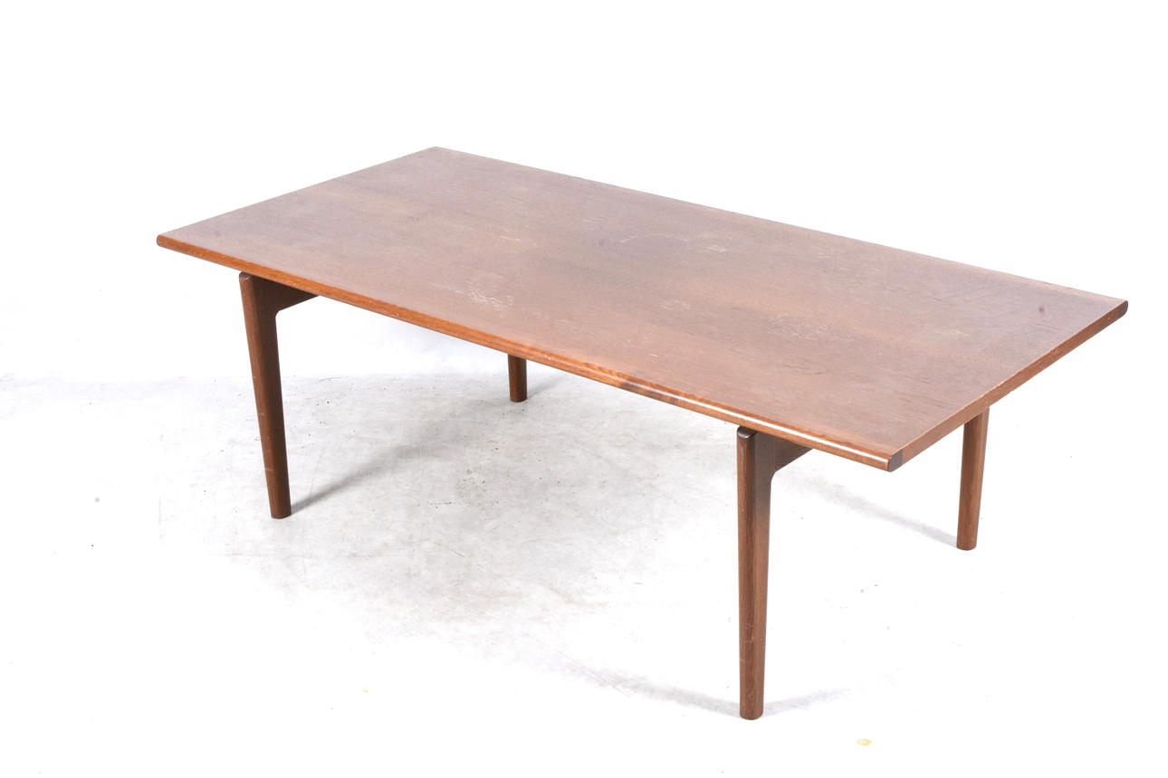 HANS J WEGNER. Couchtisch, Teakholz, Getama.