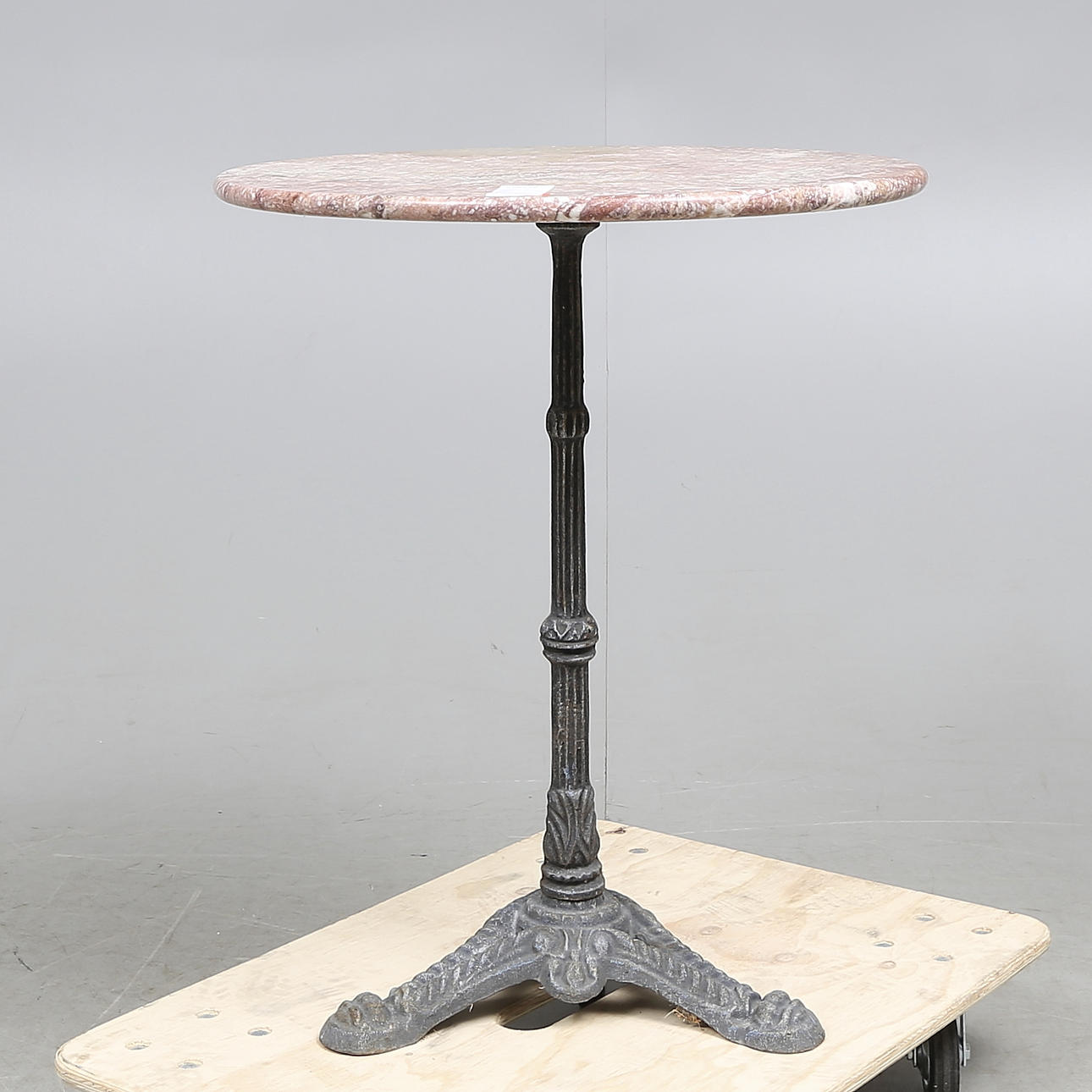 CAFÉBORD, 1900-tal.