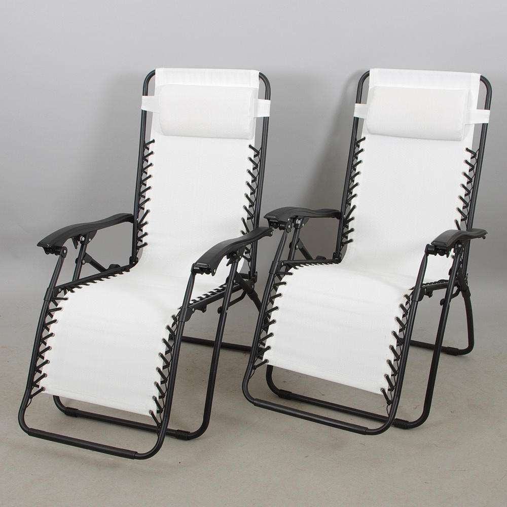 SOLSTOLAR, 1 par, svartlackerad metall.