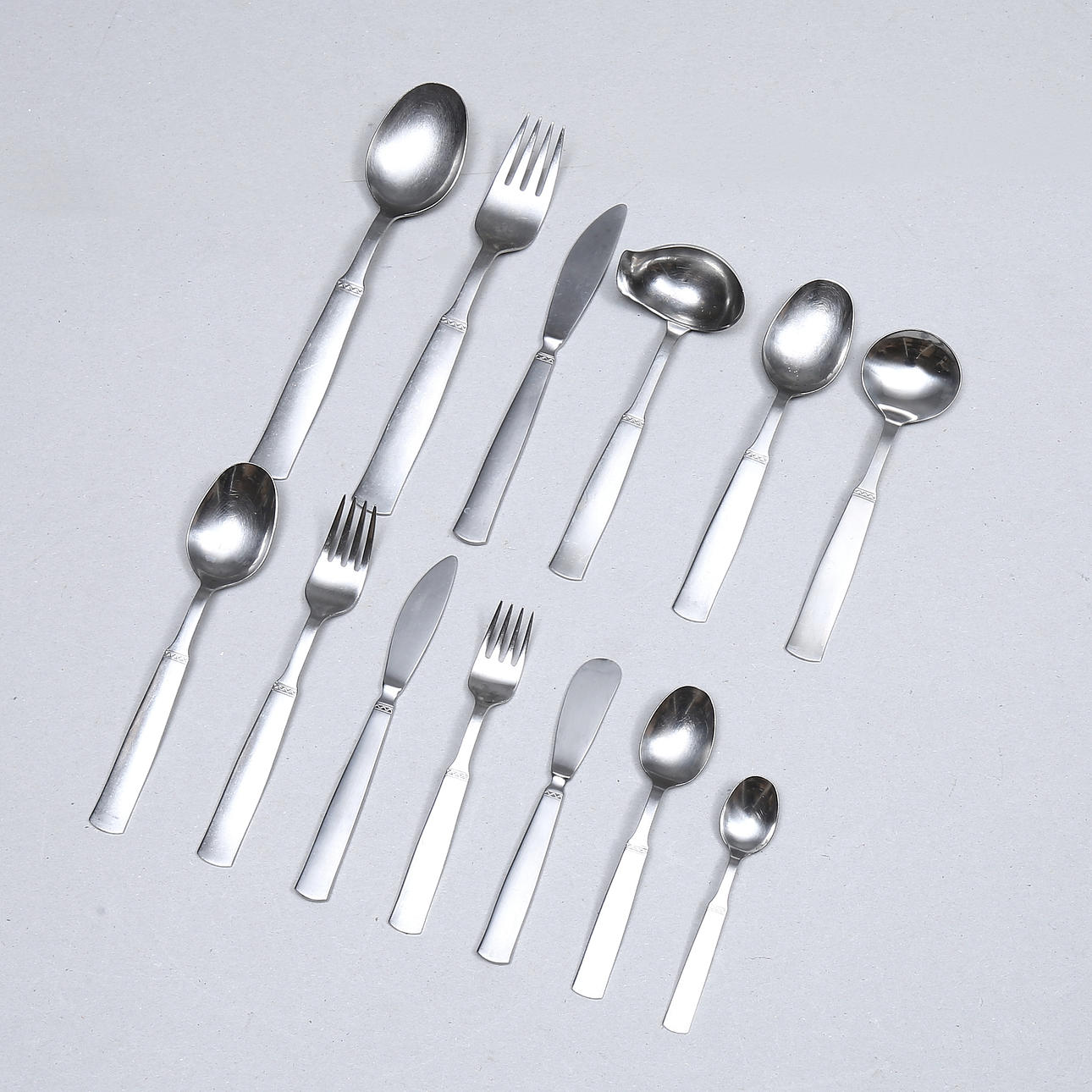 BESTICK, 99 delar, "Ranka" Gense.