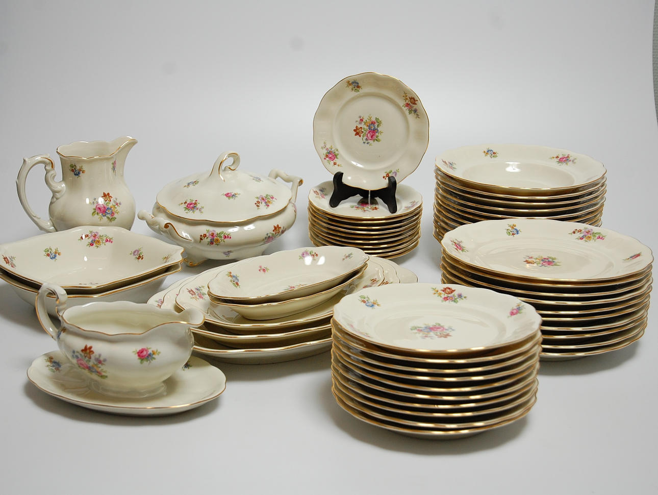 MATSERVIS, 54 delar, Porslin, Koeningszelt.