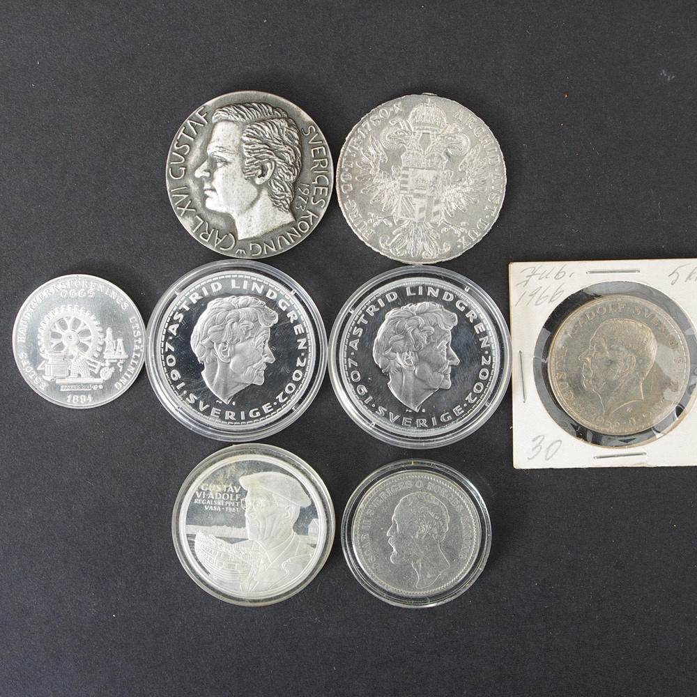 MYNT SAMT JUBILEUMSMYNT, 8 stycken, silver.