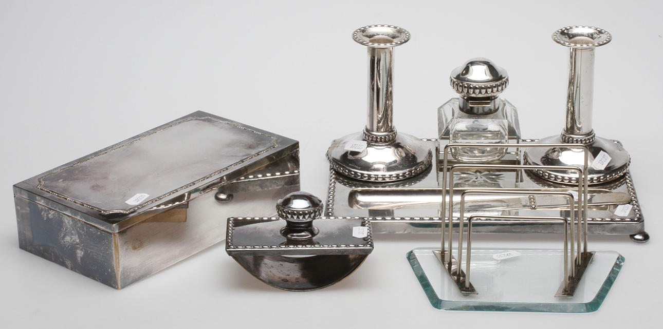 SKRIVBORDSSET, nysilver, 8 delar, 1900-talets början.