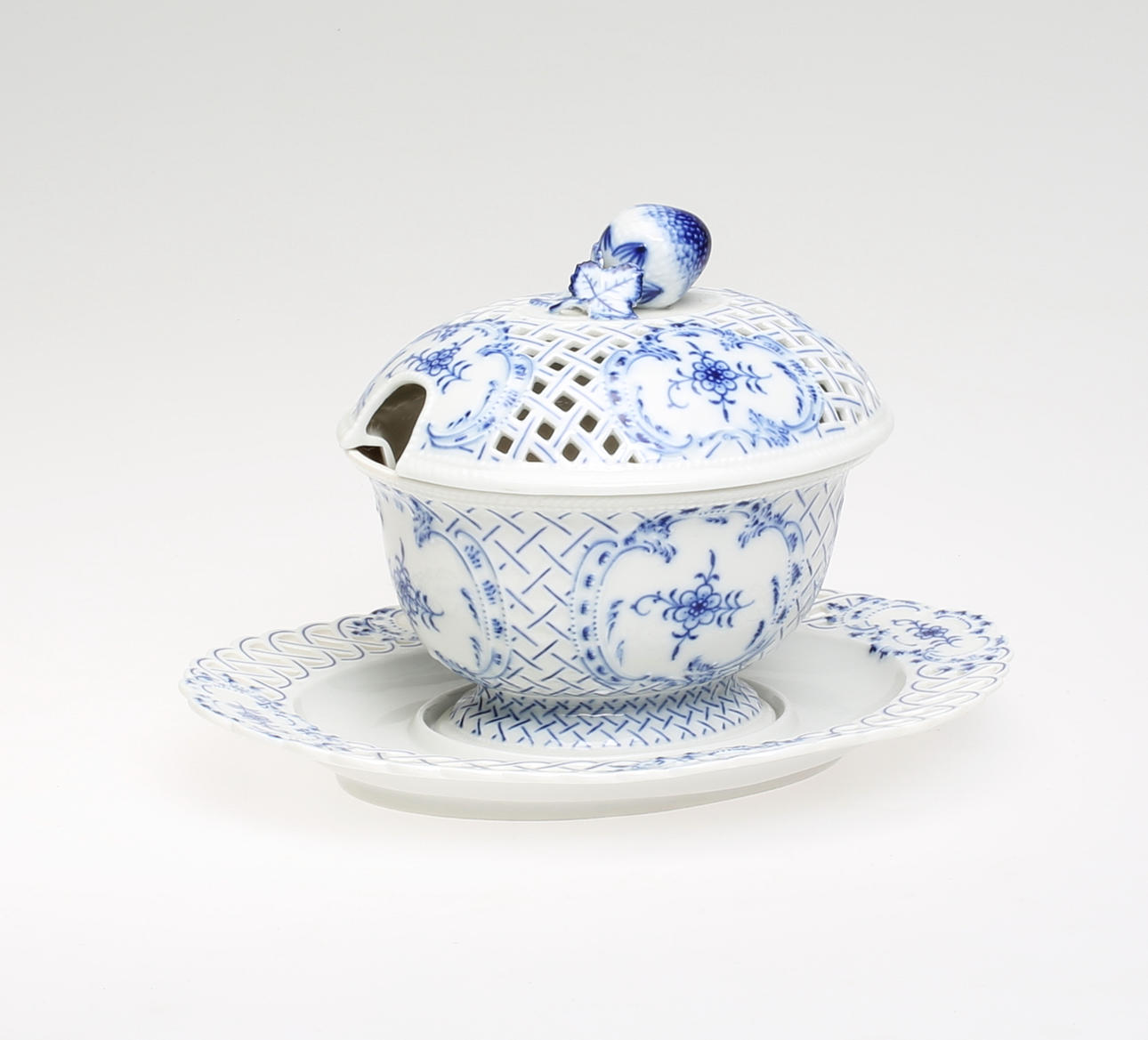 TERRIN med Fat, Meissenporslin.