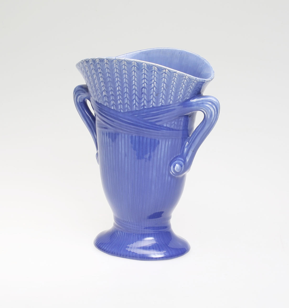 LOUISE ADELBORG. VAS. Rörstrand, Tidigt 1900-tal.