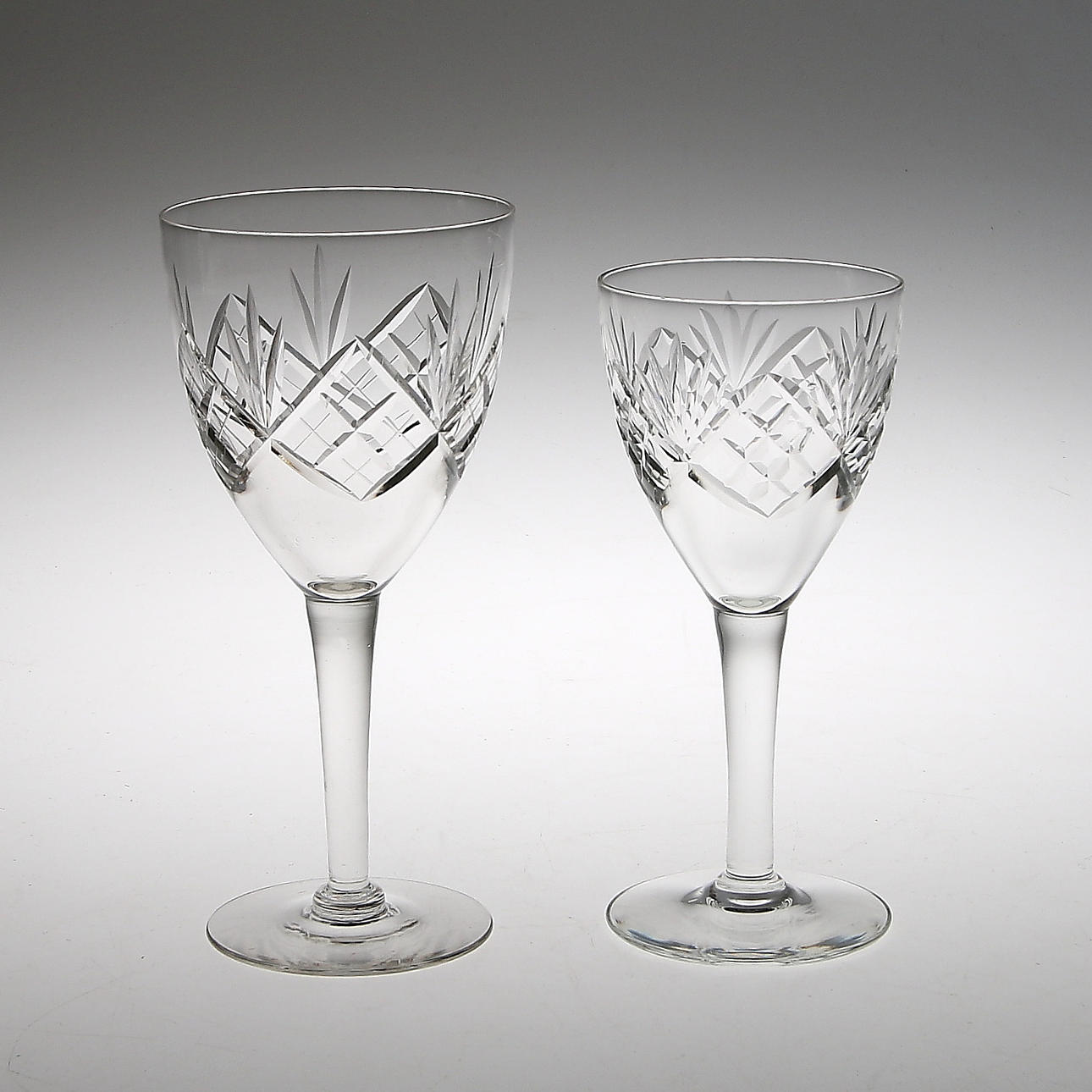 VINGLAS, 18 st, Helga-slipade. 1900-talets första del.