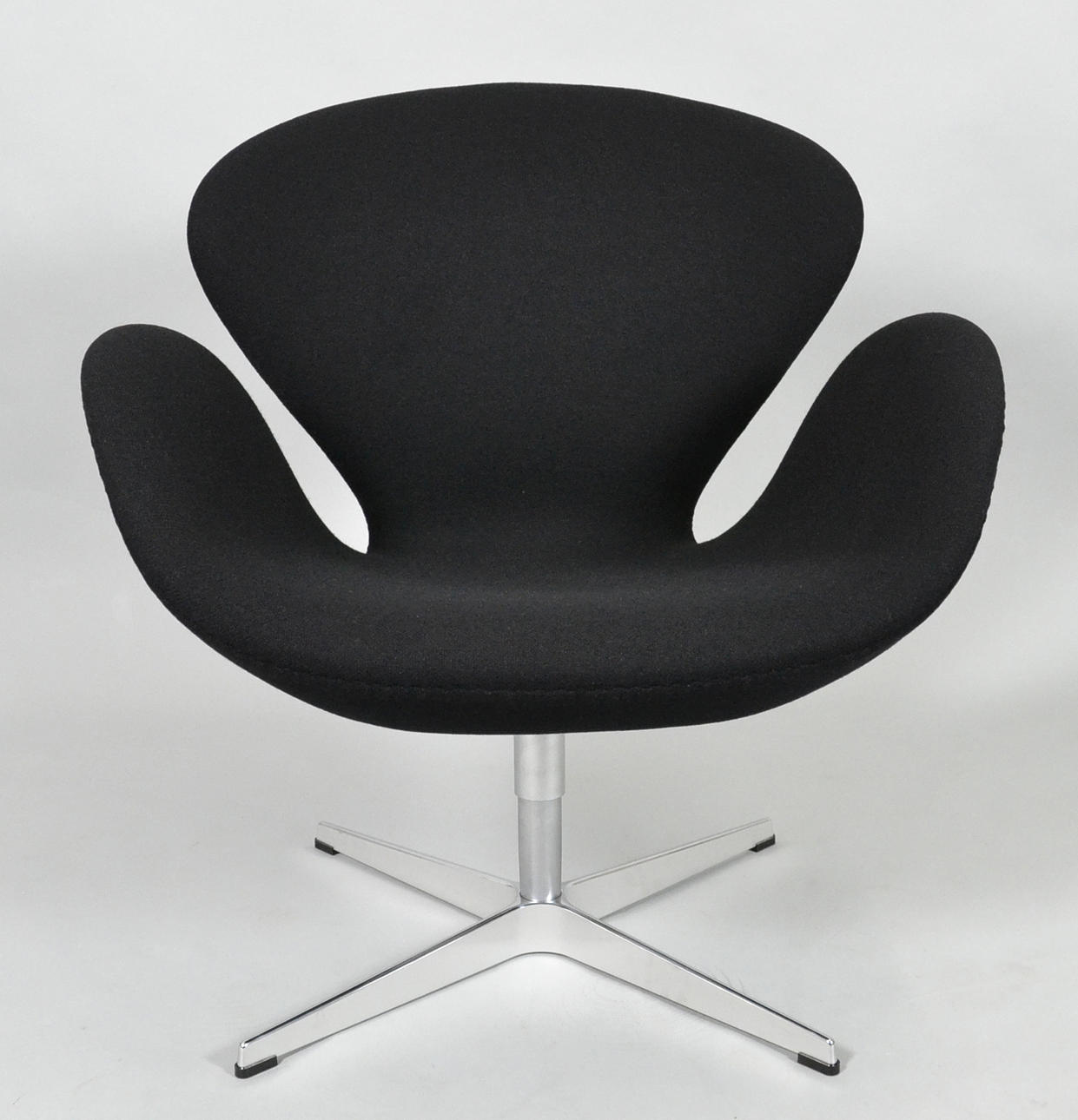 ARNE JACOBSEN. Swan stol.