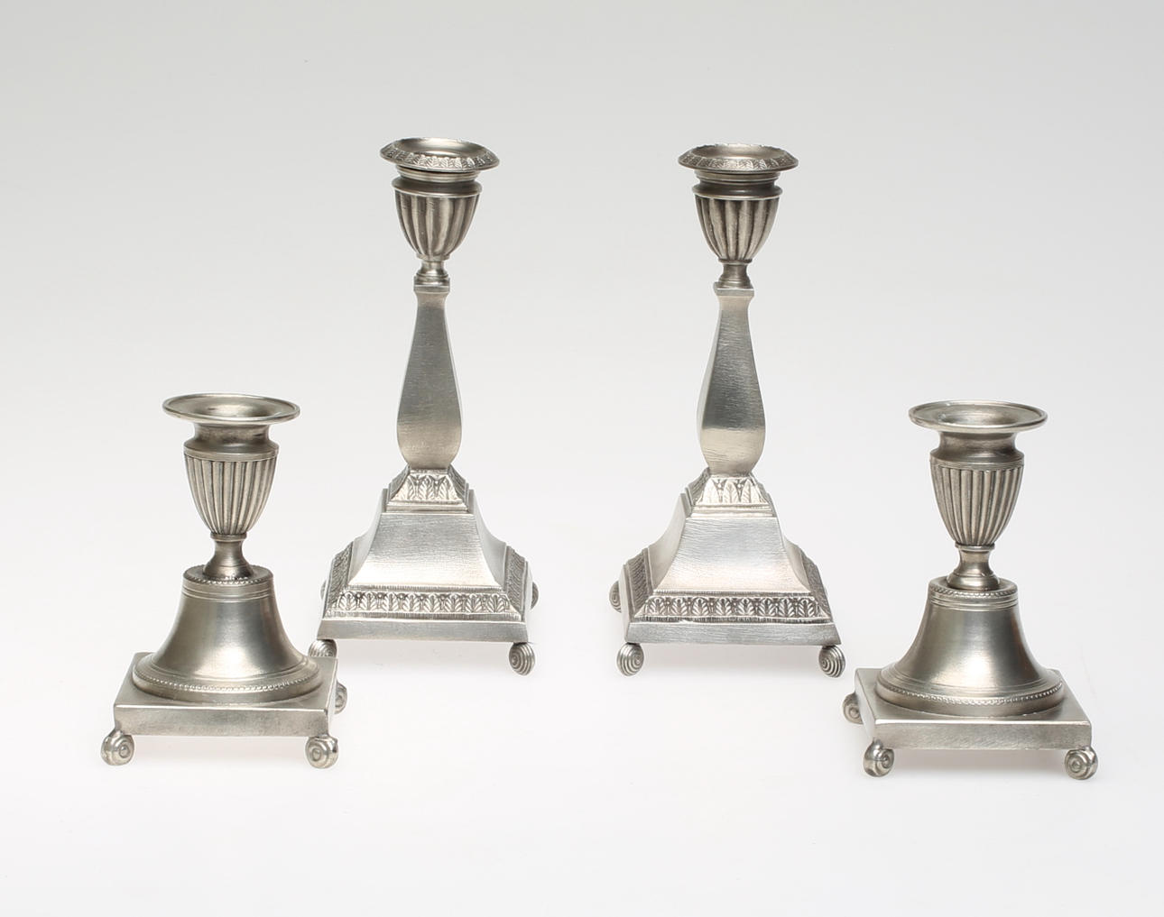 LJUSSTAKAR, 2 par, tenn, 1900-tal.