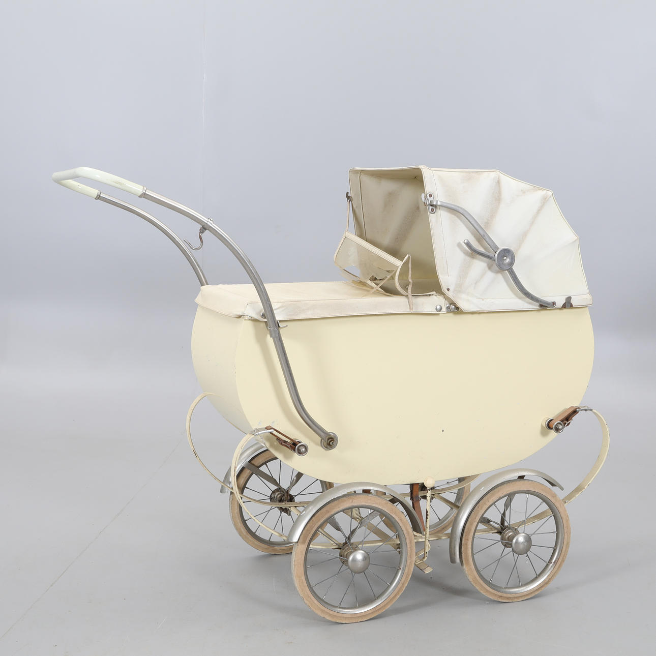 BARNVAGN, Emmaljunga 1950-tal.