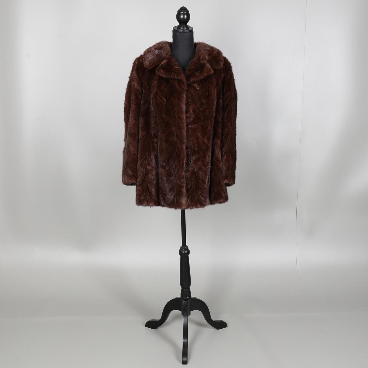 PÄLSKAPPA i mink, körsnär Lindell, Hässleholm.