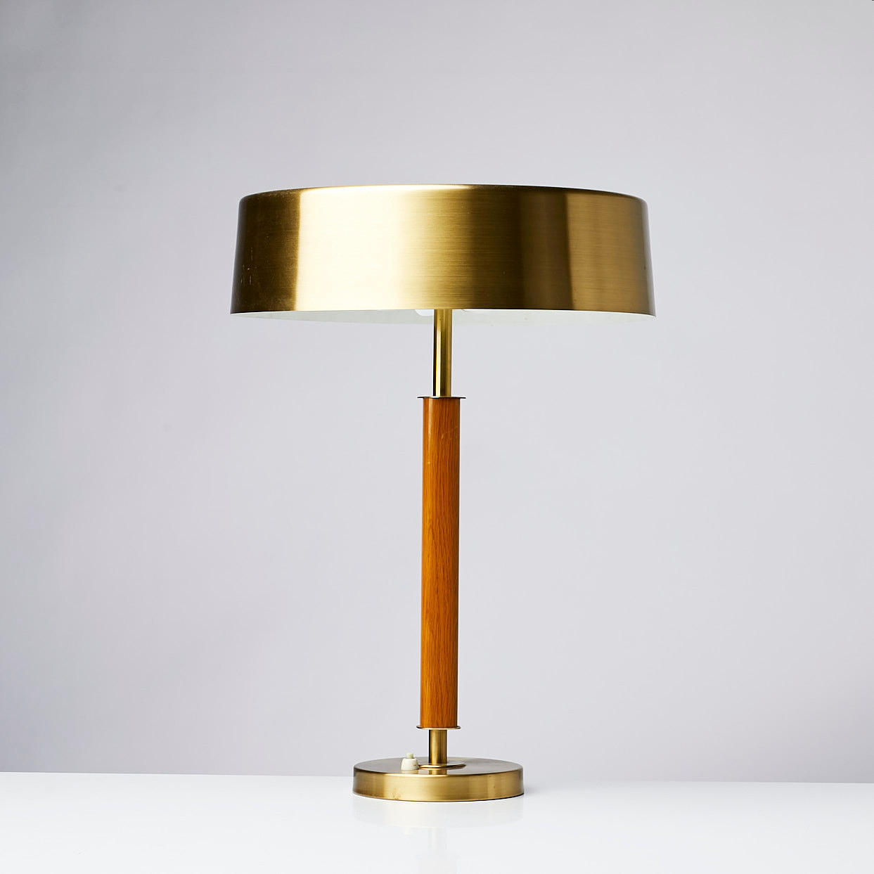 BORDSLAMPA, Boréns, 2 ljuspunkter, trä samt mässing.