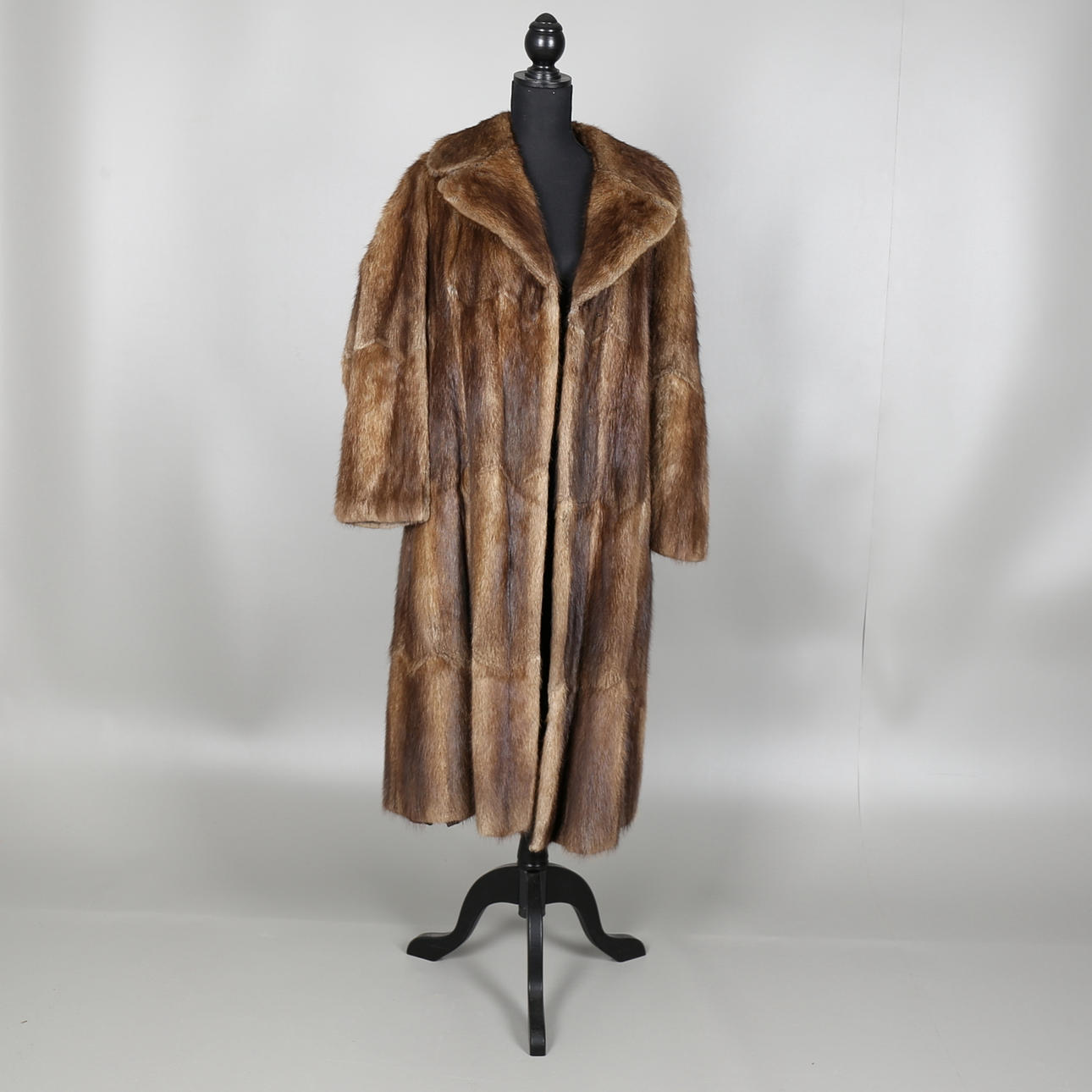 PÄLSKAPPA, troligen sjubb, Hanssons päls, Trelleborg.