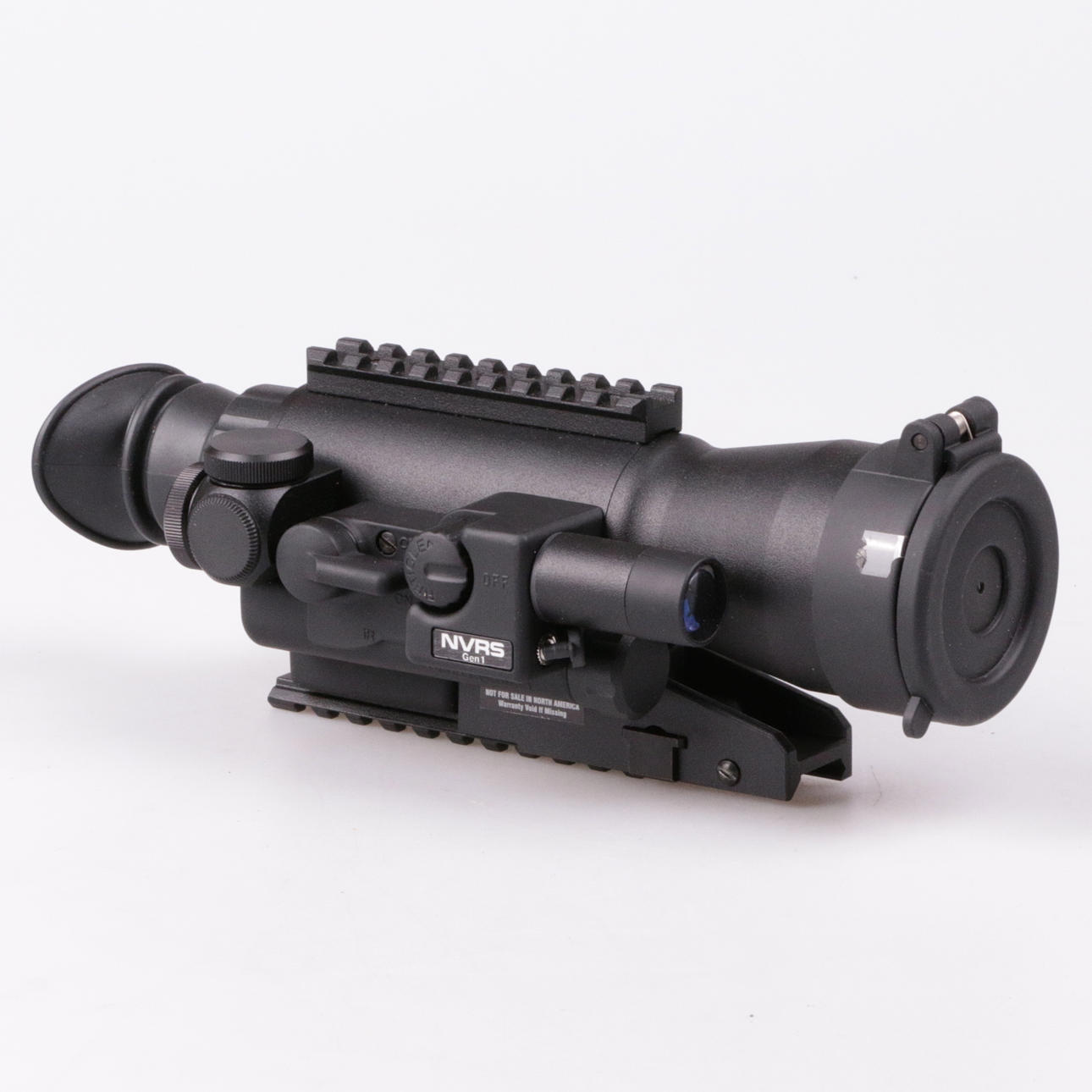 MÖRKERKIKARSIKTE, Yukon, NVRS Gen 1 Titanium 2.5x 50, Ryssland.