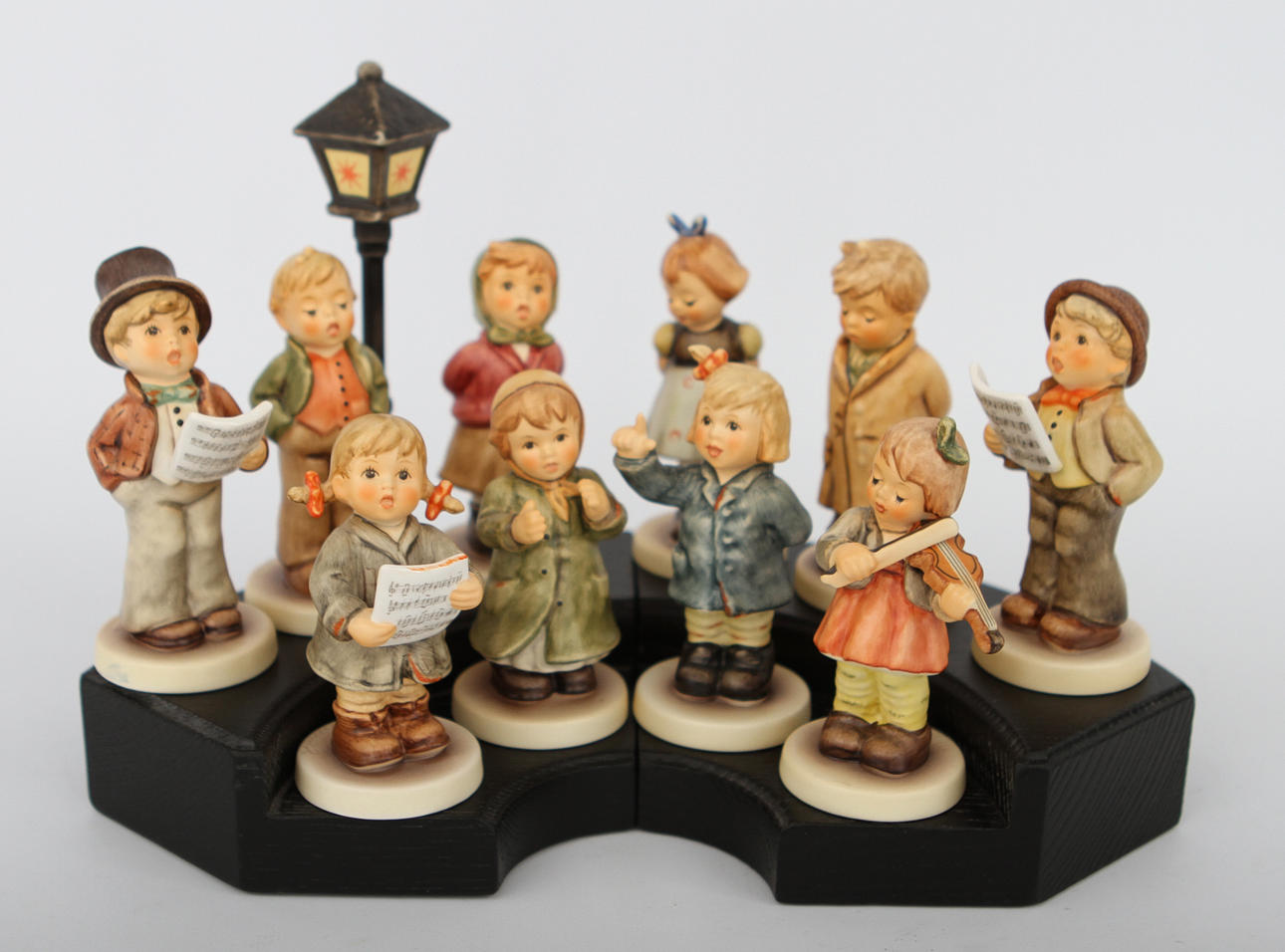 FIGURGRUPP, 10 delar, Hummel, Goebel, 2000-tal.