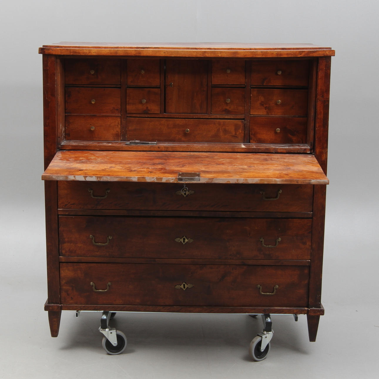 CHIFFONJÉ, 1800-tal.