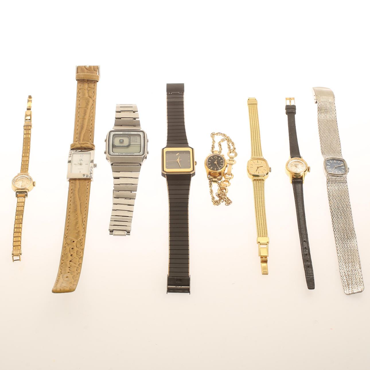 BRACELET WATCH 8 pieces.