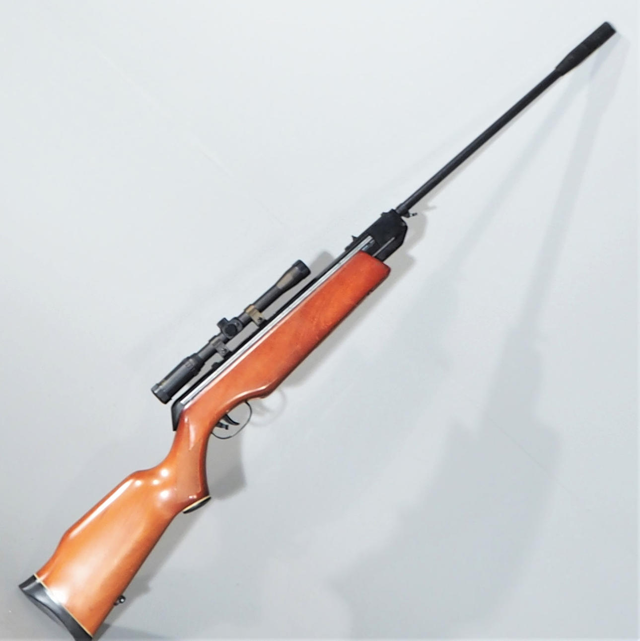 CARABINA DE AIRE, Elgamo Hunter, calibre 55 (22).