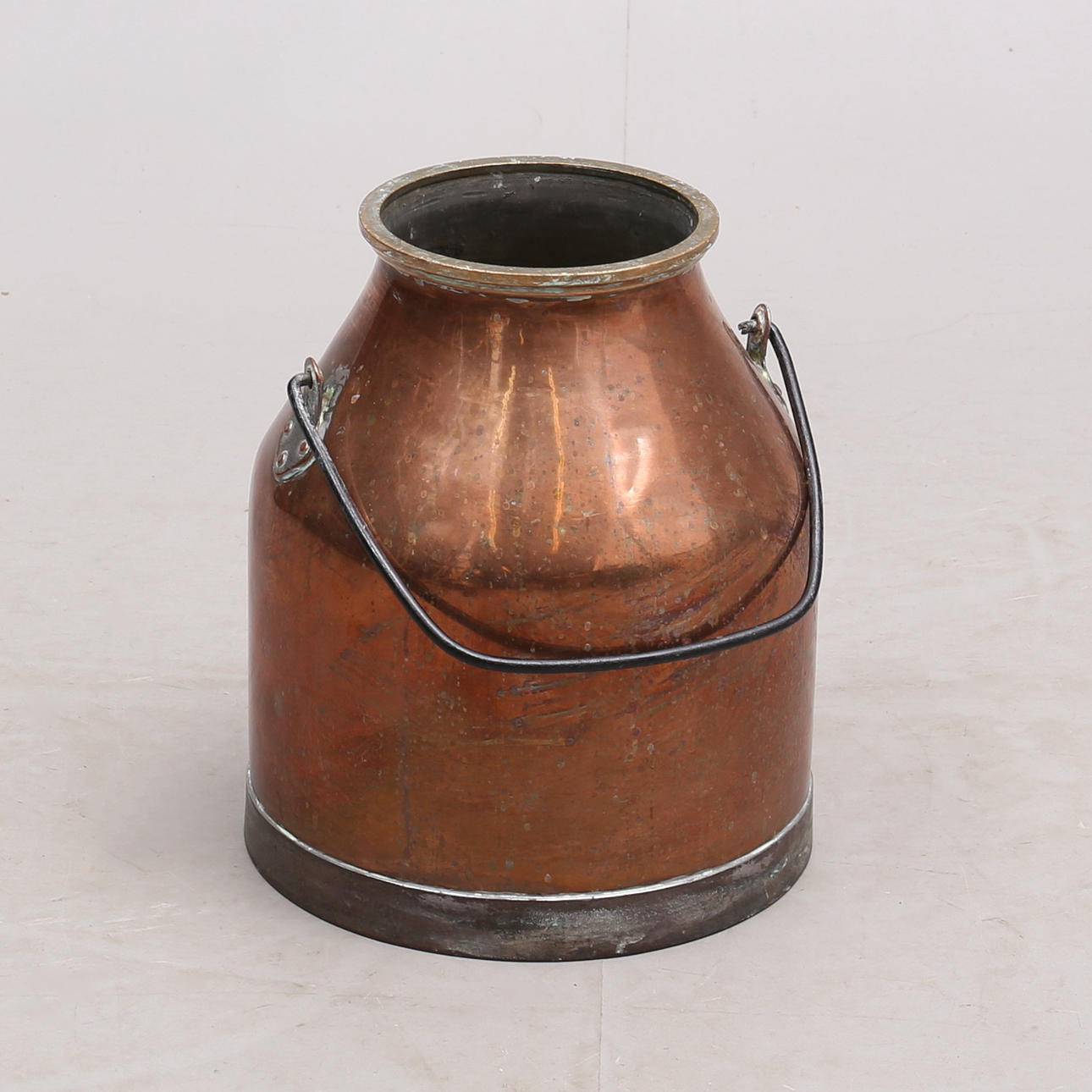 MJÖLKKANNA, koppar, 1800-tal.