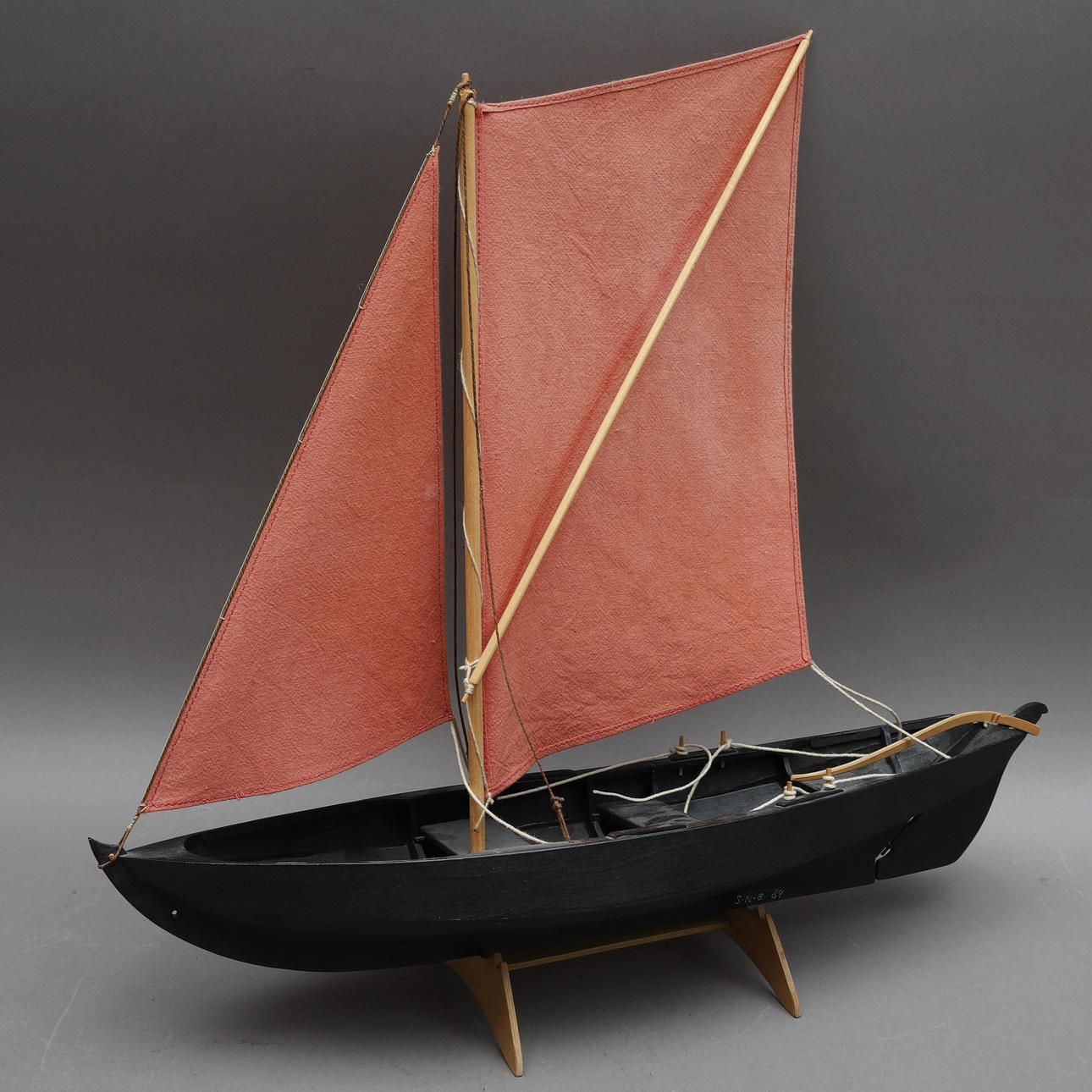 SIGNAR N. BENGTSON. boat model, "Blekingseka", signed, dated -84.