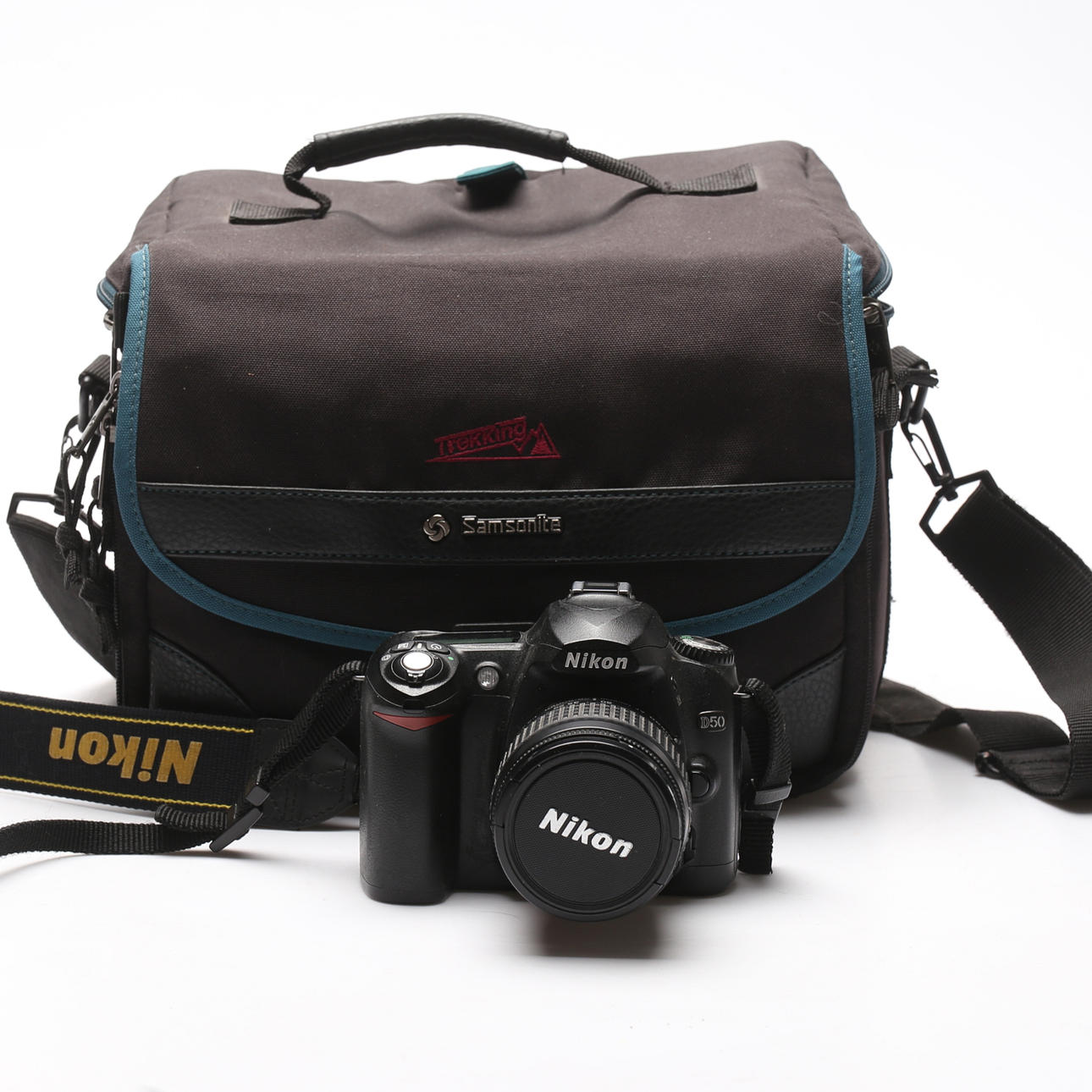 CAMERA, Nikon D50 with accessories.