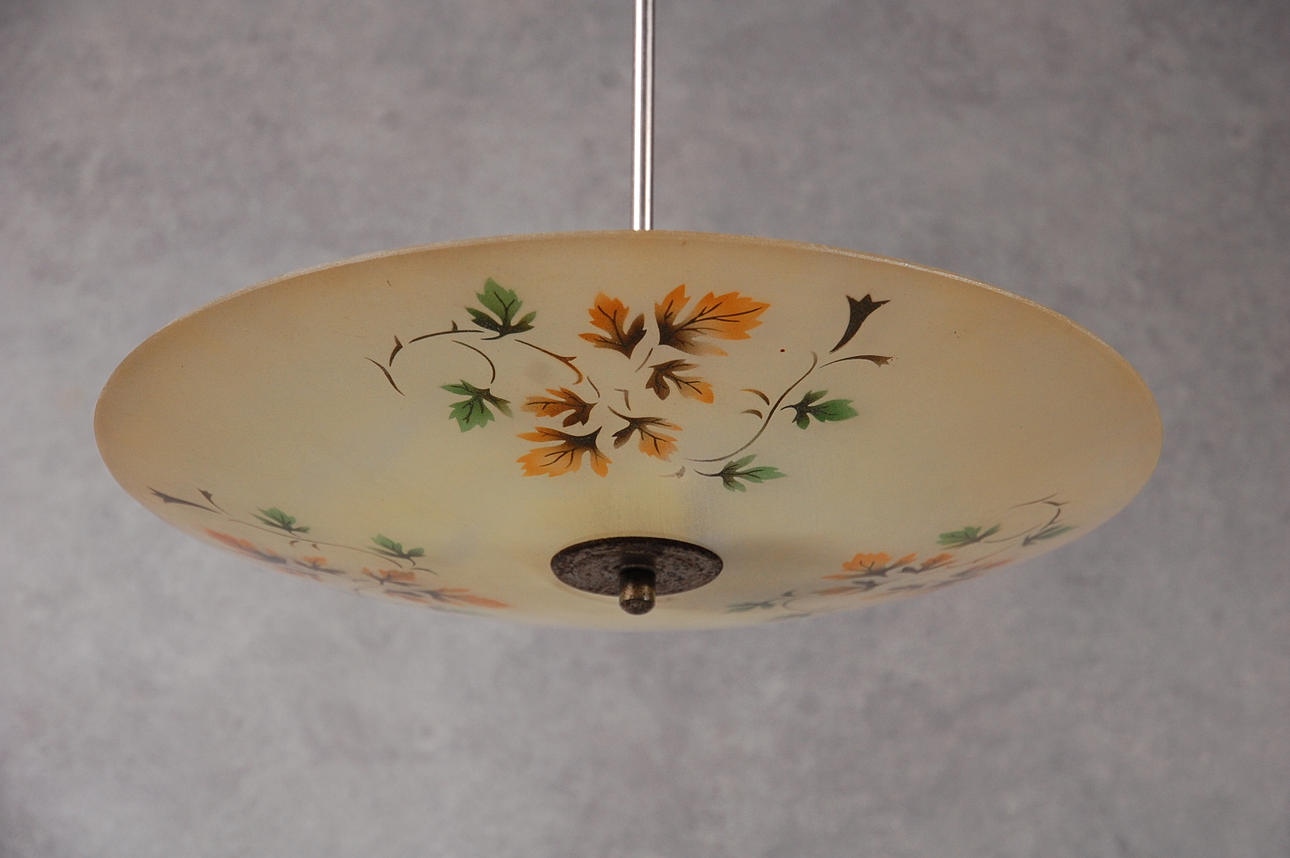 TAKLAMPA, glas, med dekor, 1930-tal.